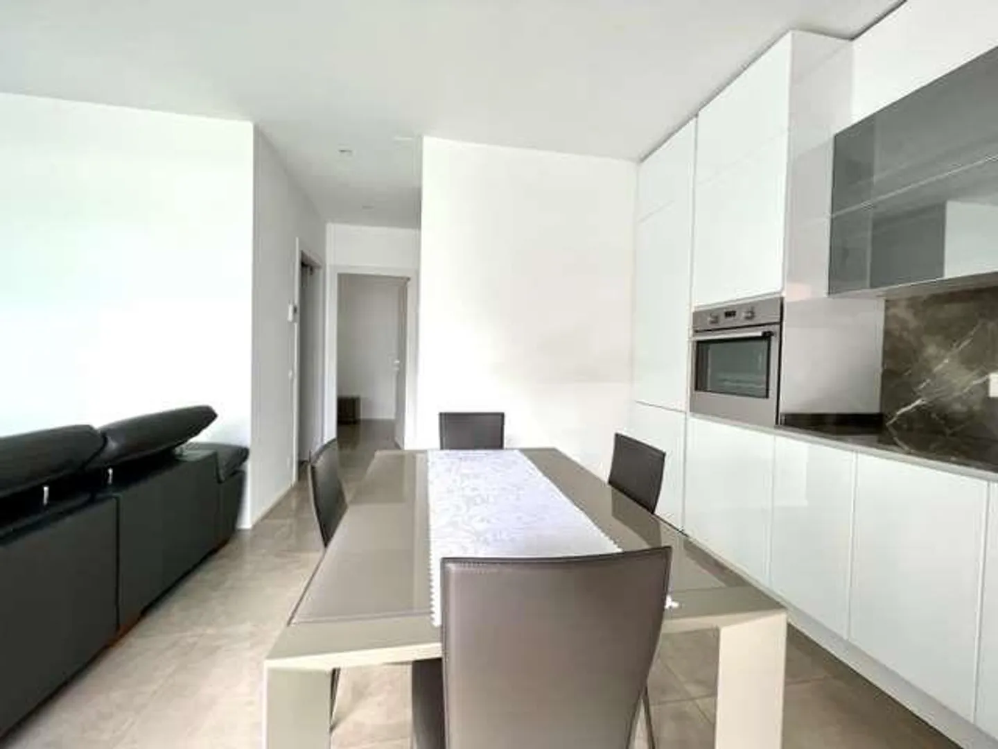 High-Standing Apartment with Terrace - Photo 1 of 13