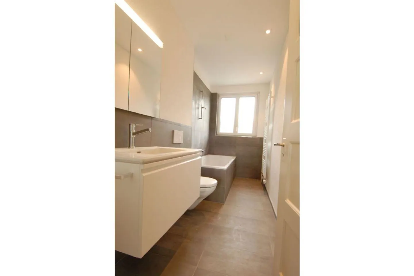 Moderne Altbauwohnung, Nähe Stadtzentrum! - Foto 4 von 9