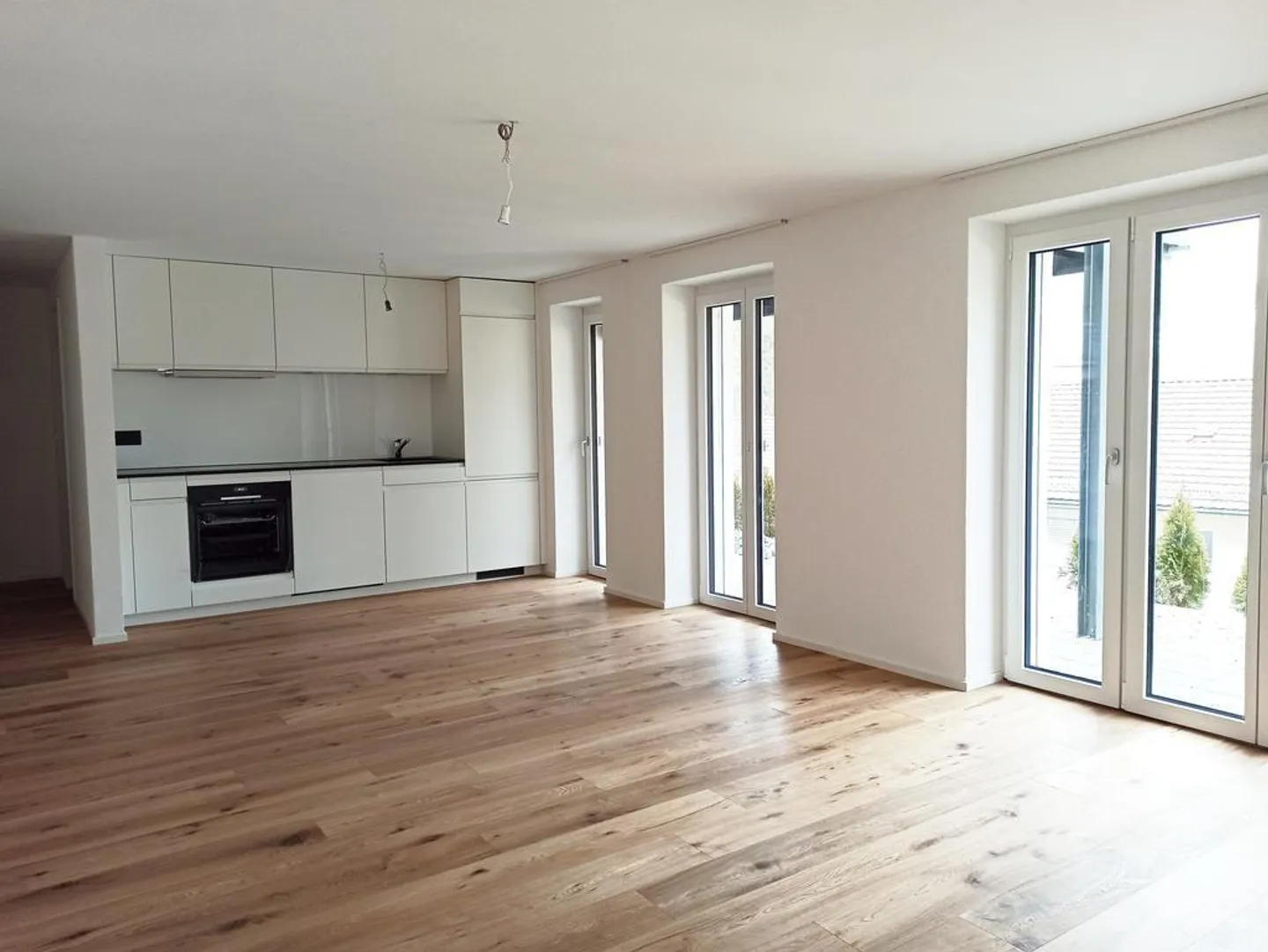 Moderne 2.5 Zimmer-Wohnung - Foto 2 von 7