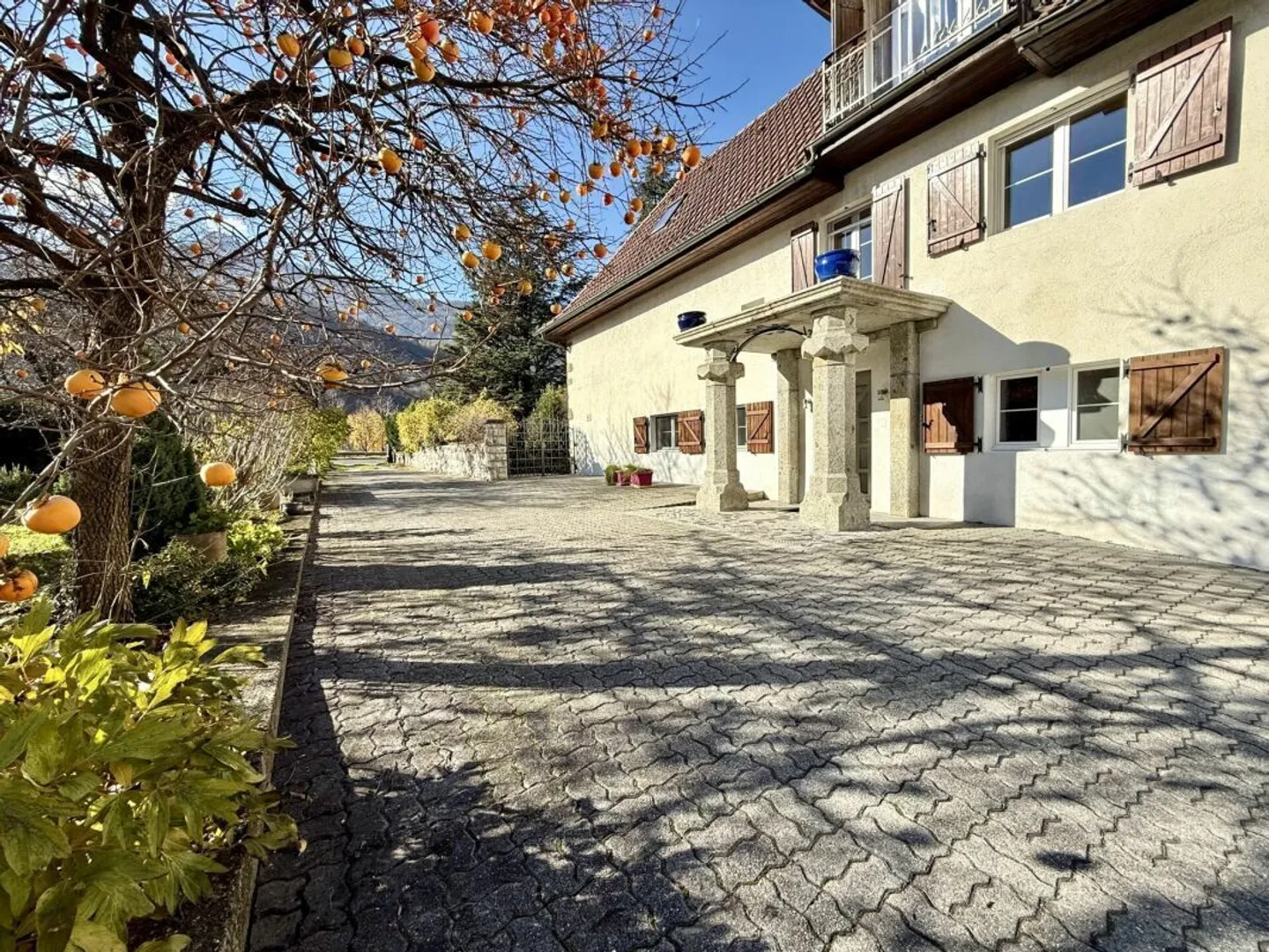 Maison de 405 m2 avec terrain de 4'413 m2 à Bex - Photo 5 sur 32