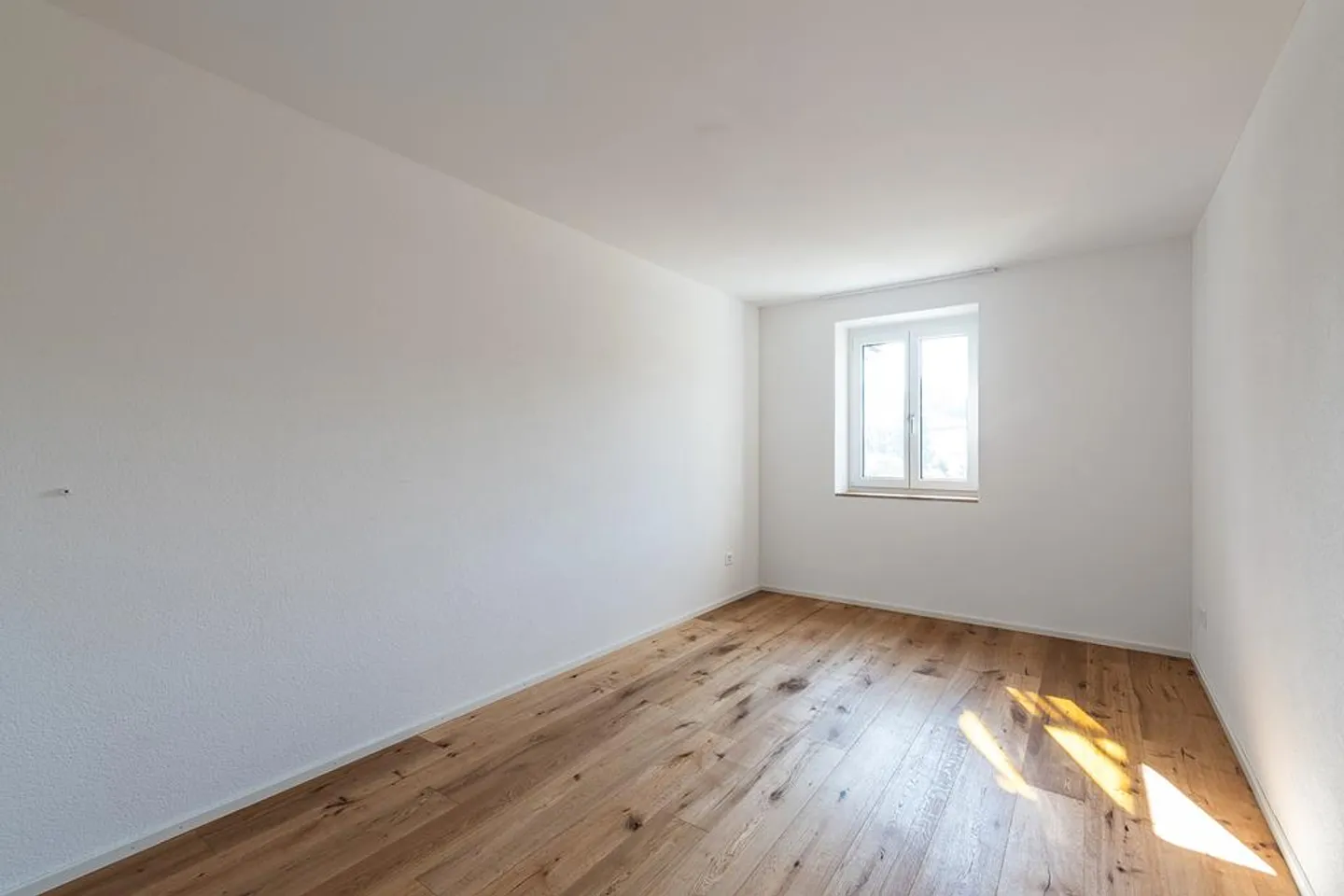 Moderne 2.5 Zimmer-Wohnung - Foto 4 von 7