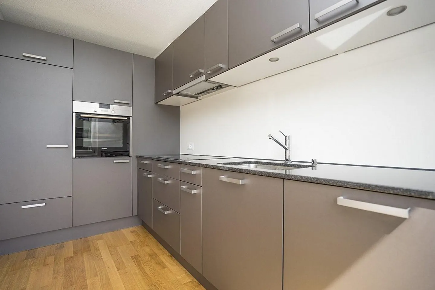 Living with holiday atmosphere - Photo 2 of 6