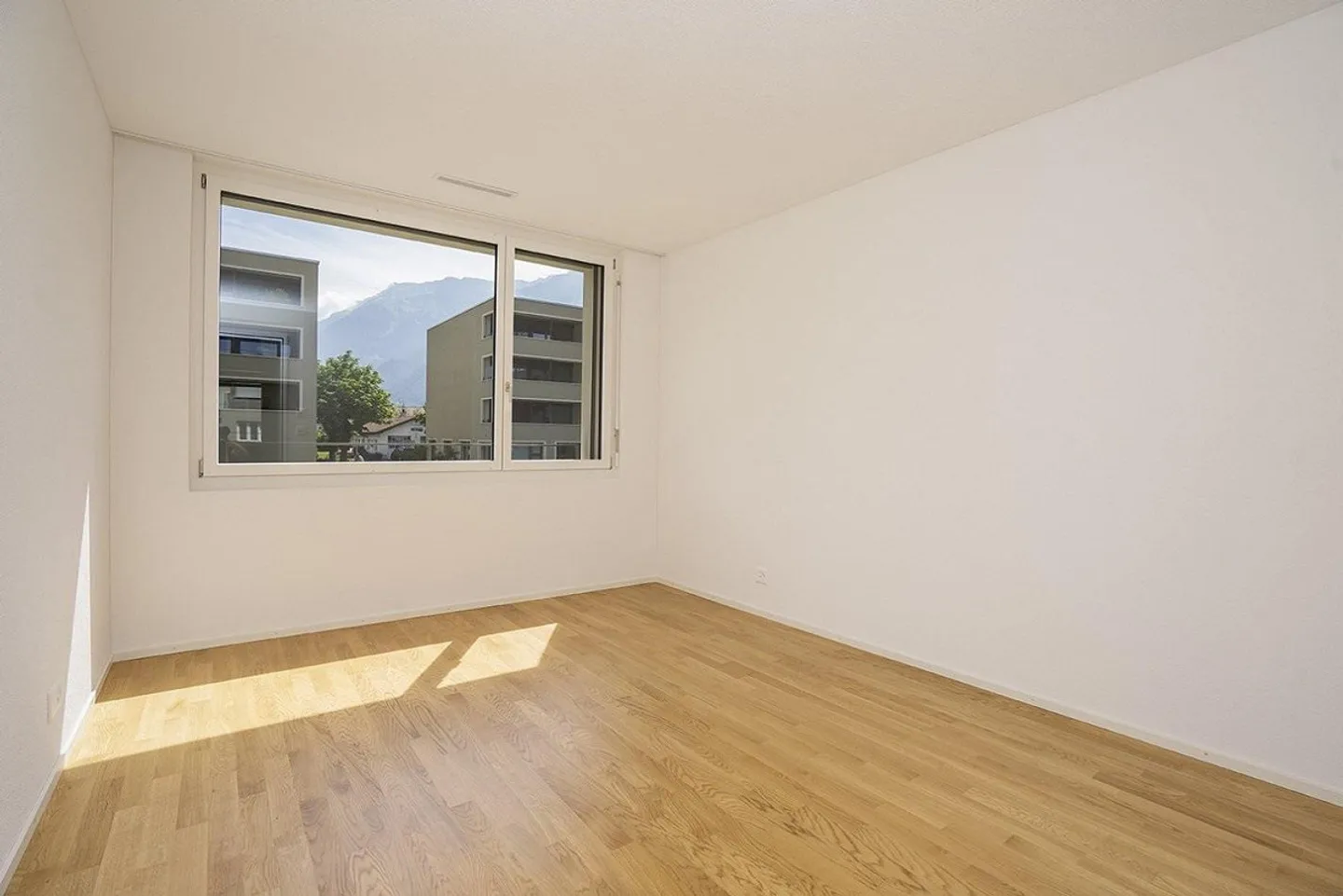 Living with holiday atmosphere - Photo 5 of 6