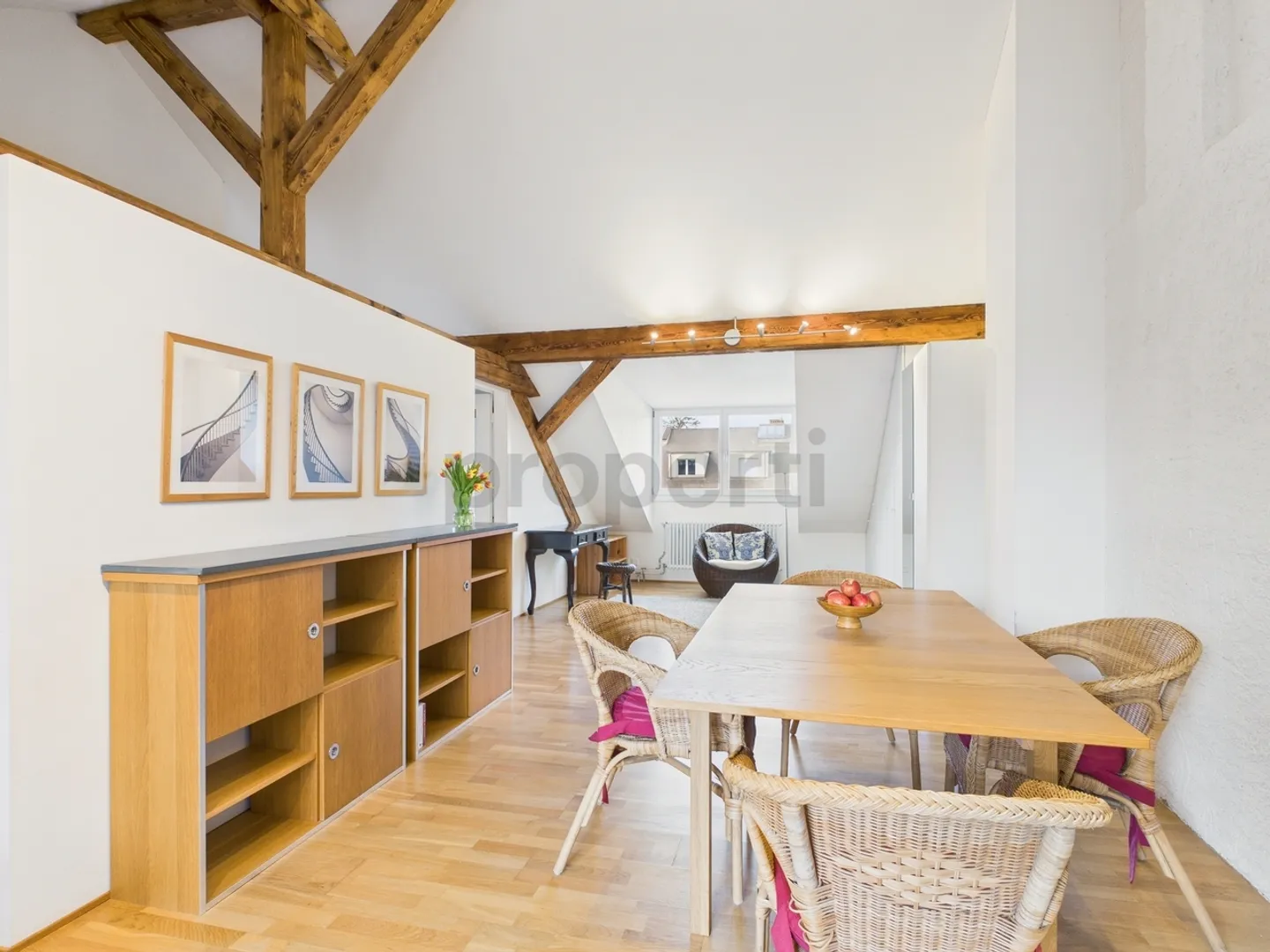 Modern 2.5-room furnished apartment in the best location in Basel - Photo 8 of 10