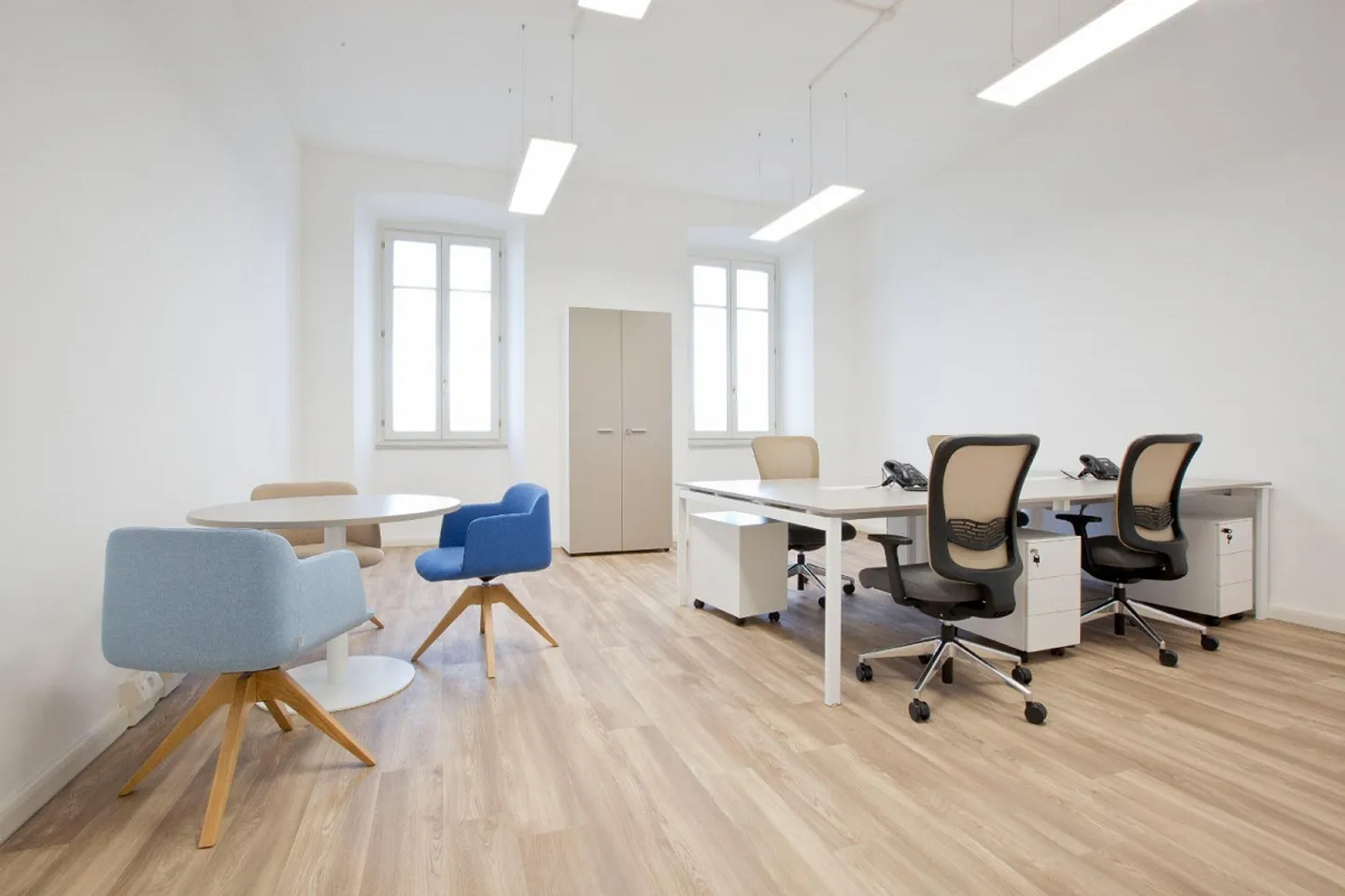 Un ufficio di coworking aperto dal design straordinario per 10 persone presso Spaces Quai de l'Ile - Foto 2 di 6