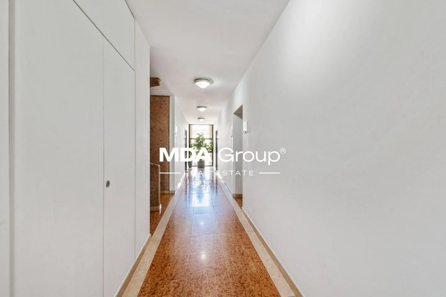 Office - Lugano - Photo 11 of 13