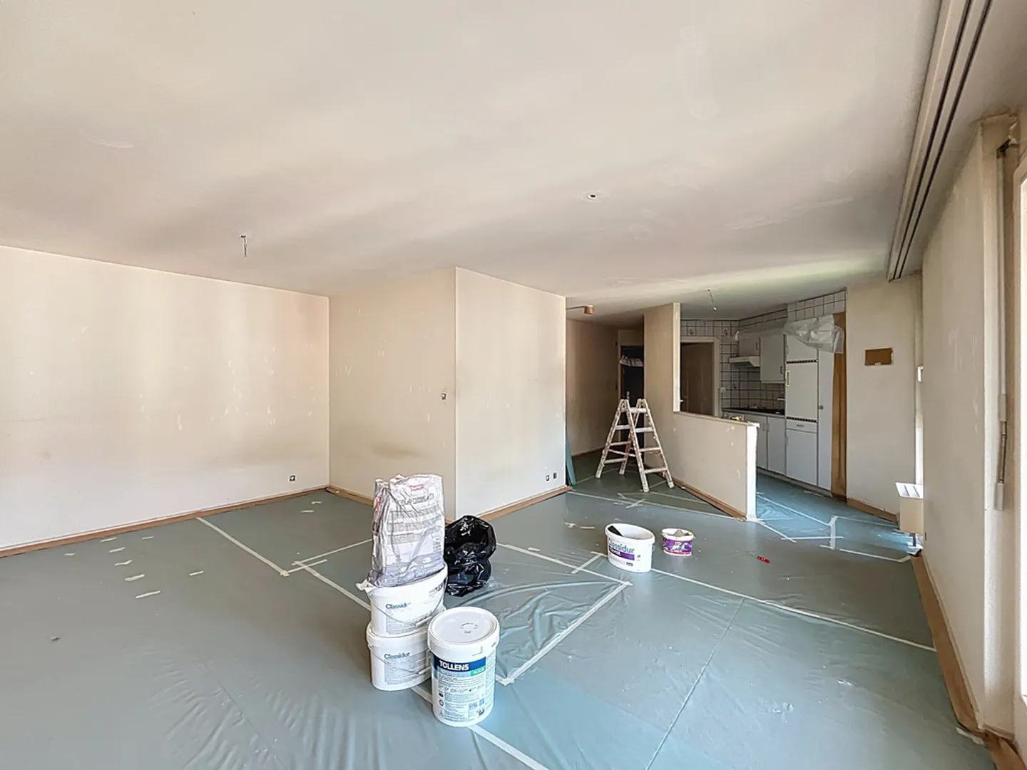 Bel Appartement Rénové - Photo 2 sur 10