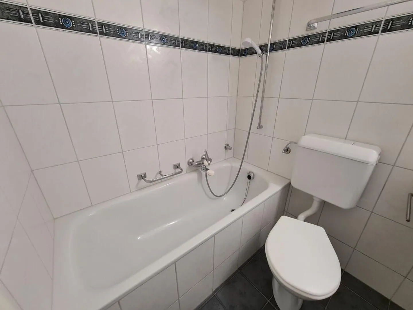 Schöne 3.5-Zimmerwohnung im 3. Obergeschoss - Foto 3 von 8