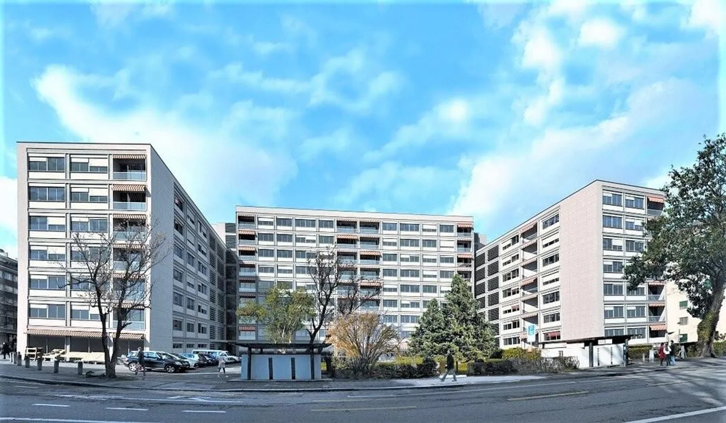 Appartement au 8ème étage dans les combles - Photo 1 sur 10