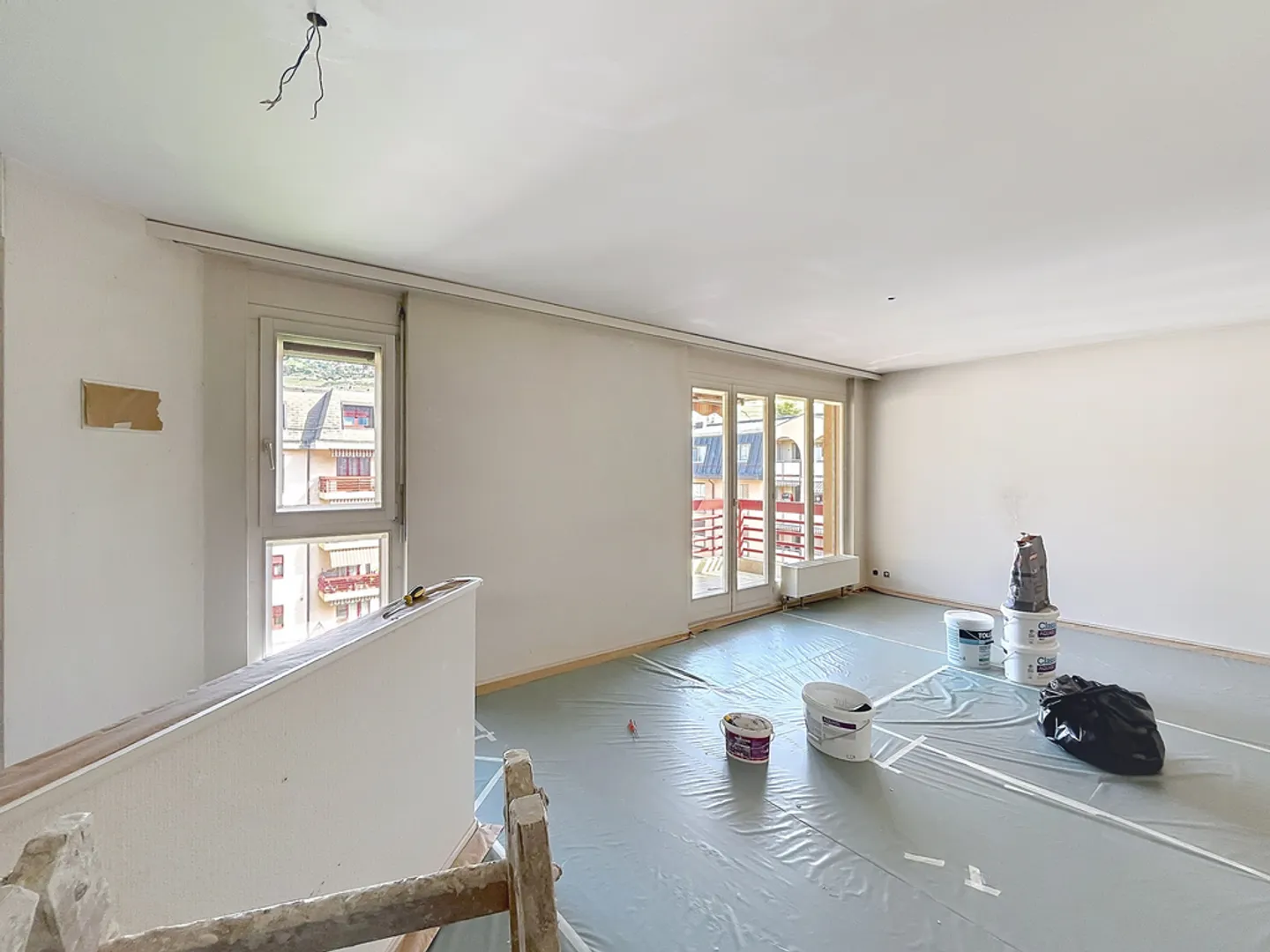 Bel Appartement Rénové - Photo 4 sur 10