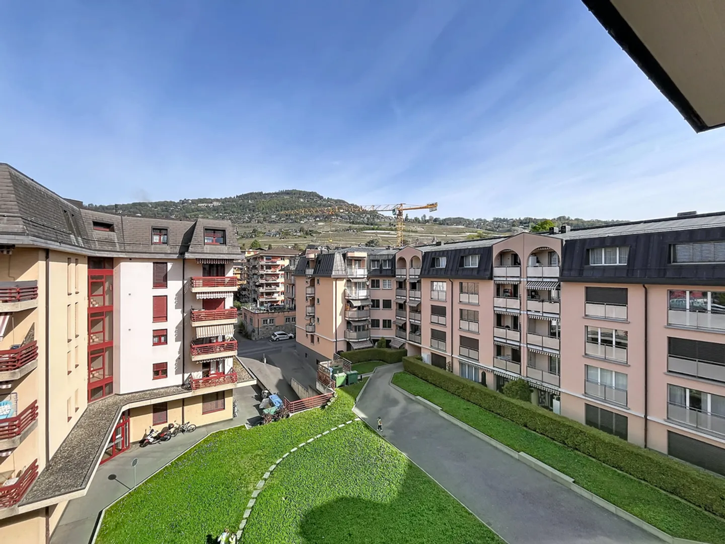 Bel Appartement Rénové - Photo 8 sur 10