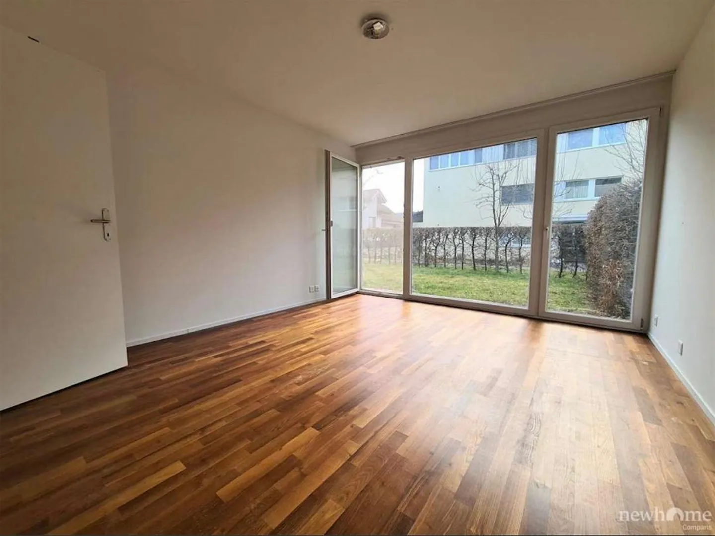 3.5 Ground Floor Apartment - Photo 3 of 6