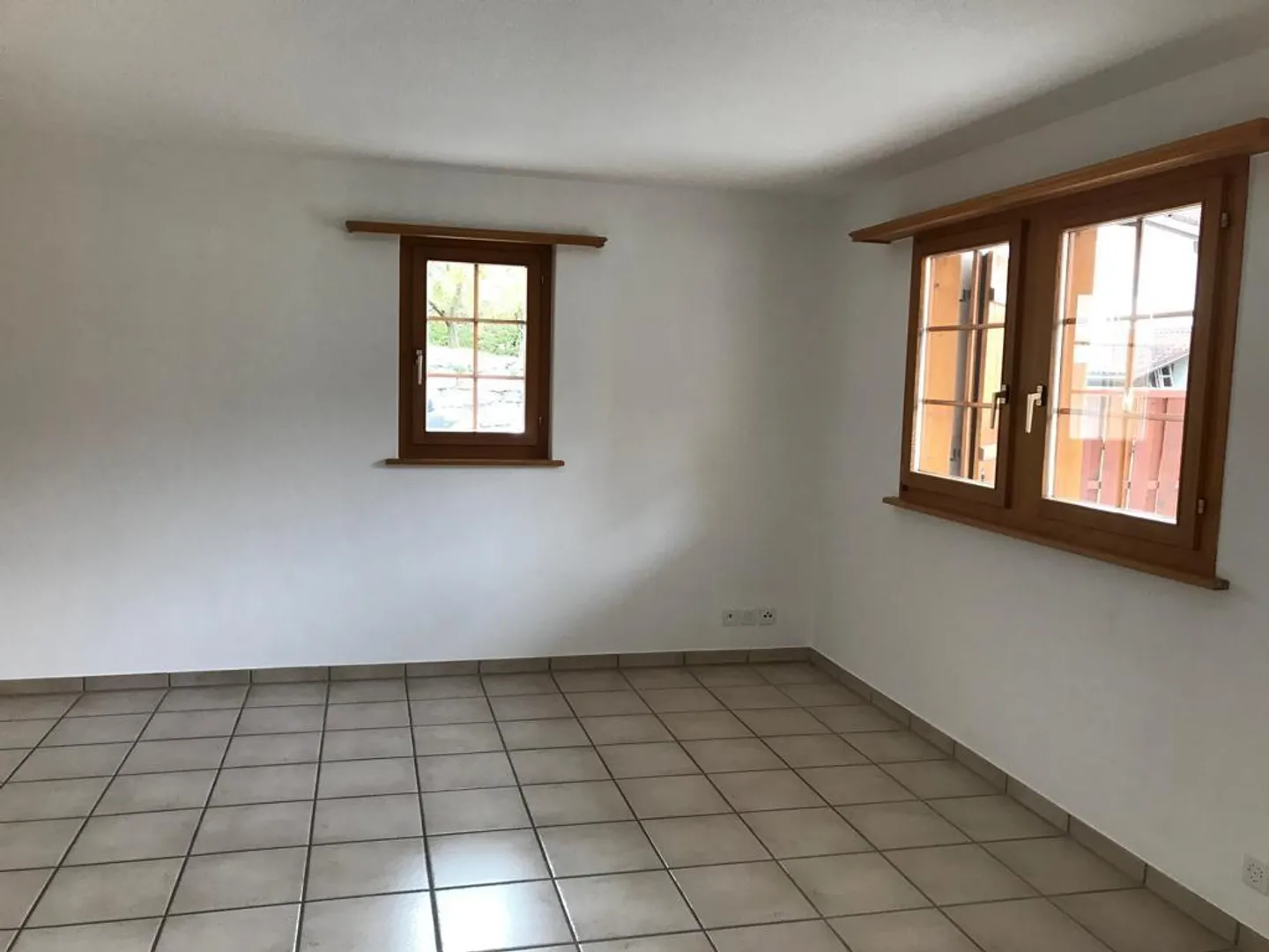 Sunny and quiet 2.5 apartment in Donleschg - Photo 5 of 7