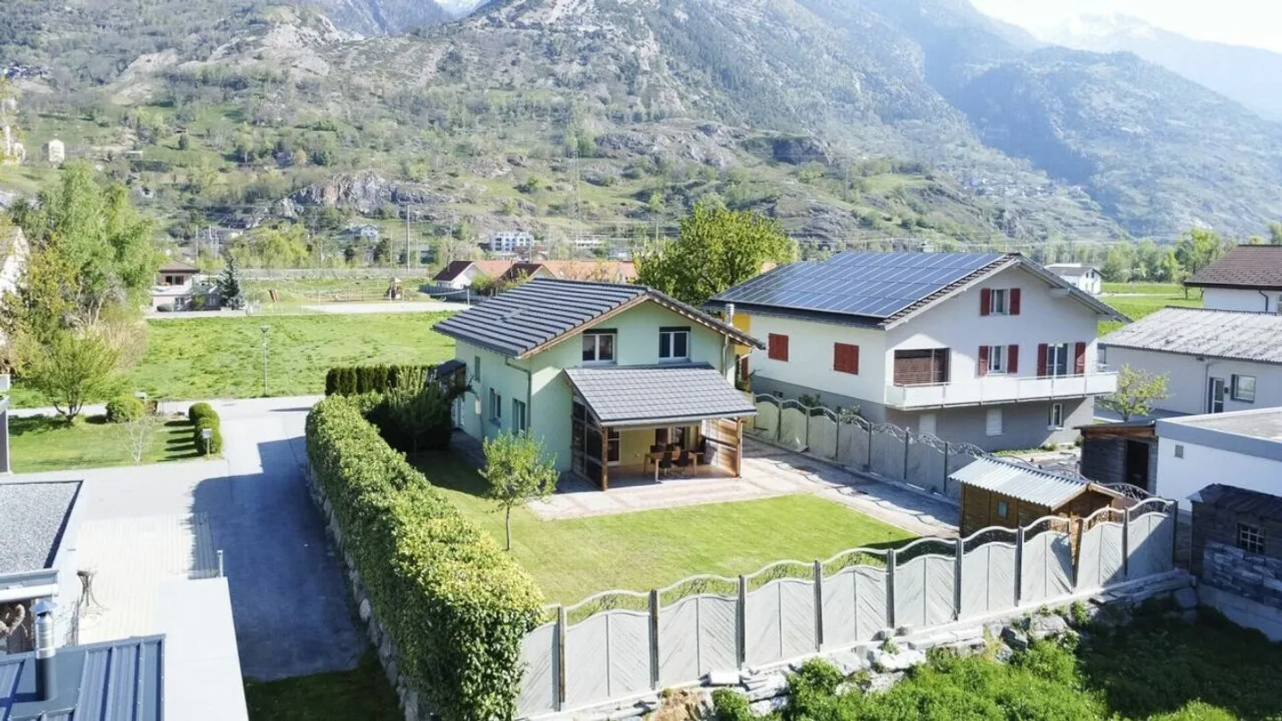 Charmante maison individuelle à Rarogne - Photo 2 sur 25