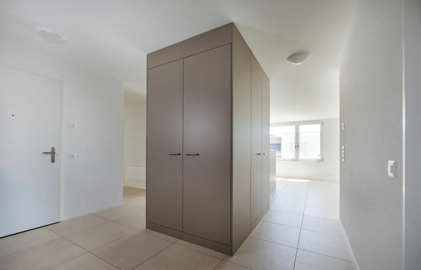 Moderne 4.5-Zimmerwohnung - Foto 3 von 6