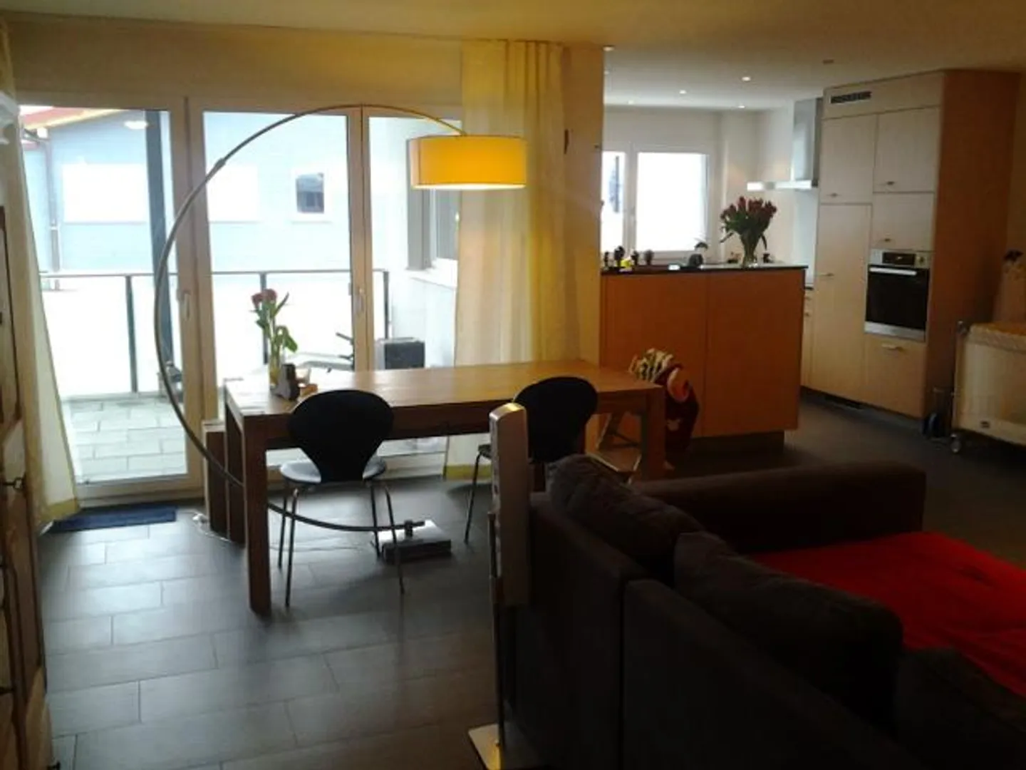 Appartamento 4.5 ben posizionato in affitto - Foto 2 di 14