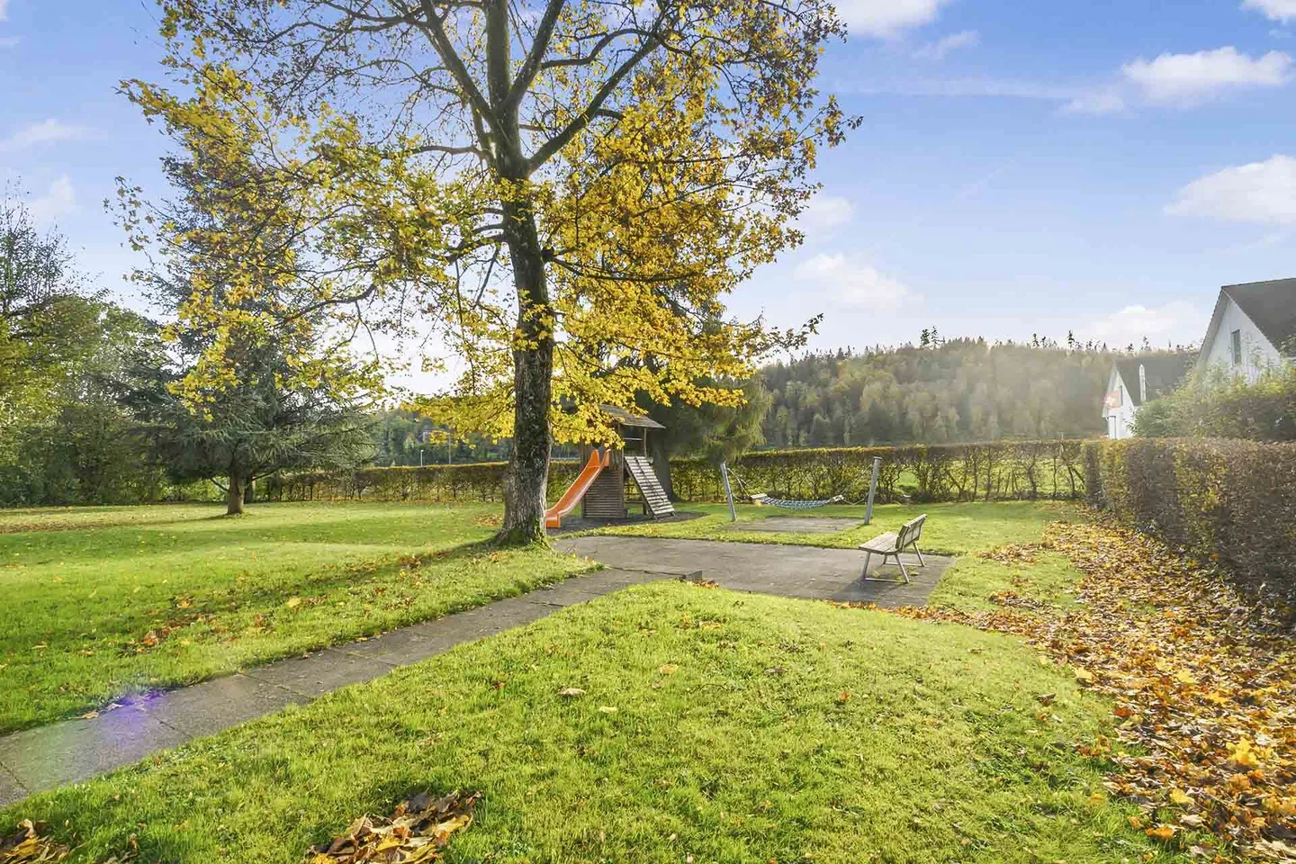 Grosszügige 4.5-Zimmer-Wohnung in ruhigem Quartier... - Foto 10 von 10