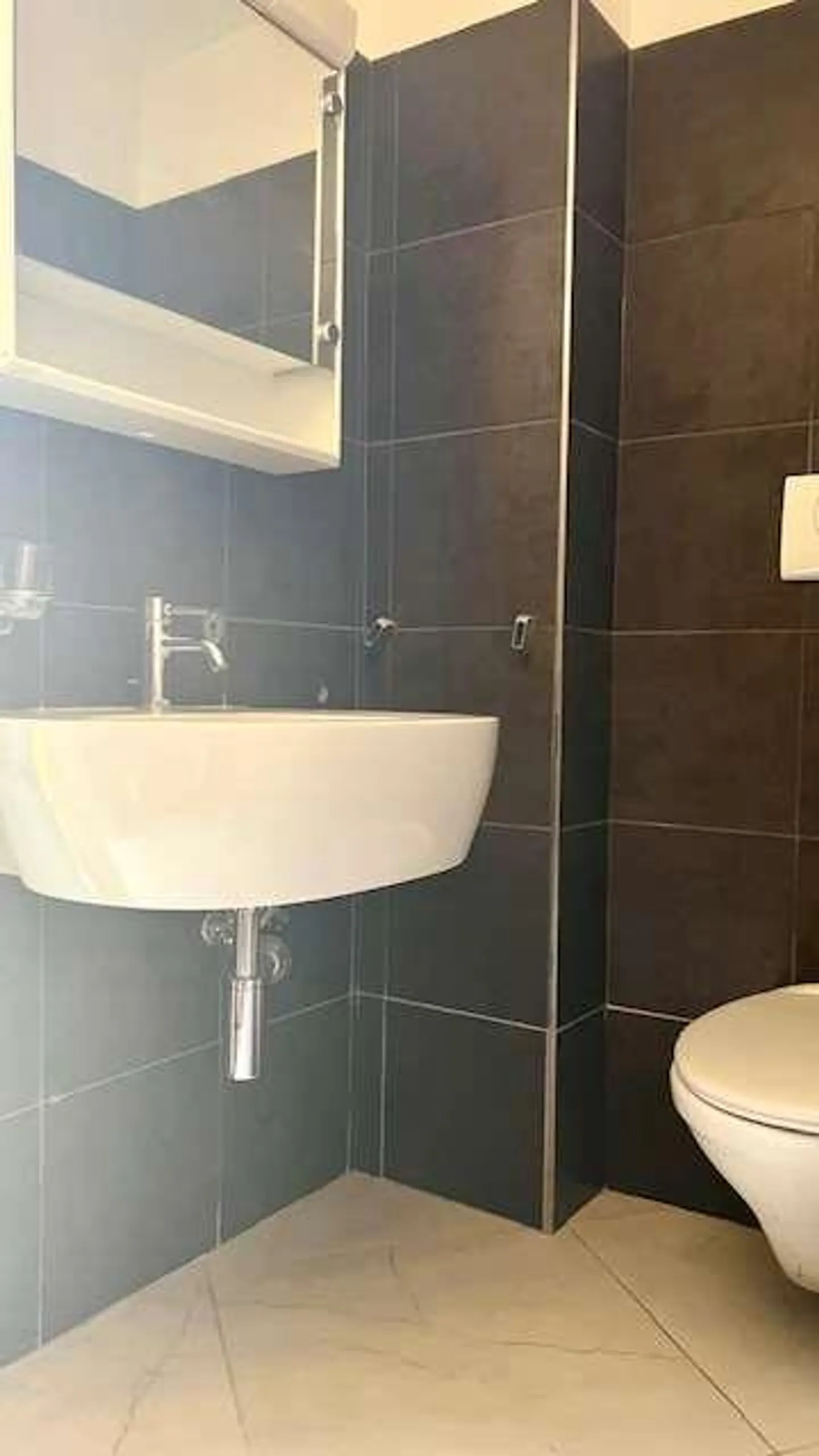 Renovated core house where the ancient meets the modern - Photo 8 of 13