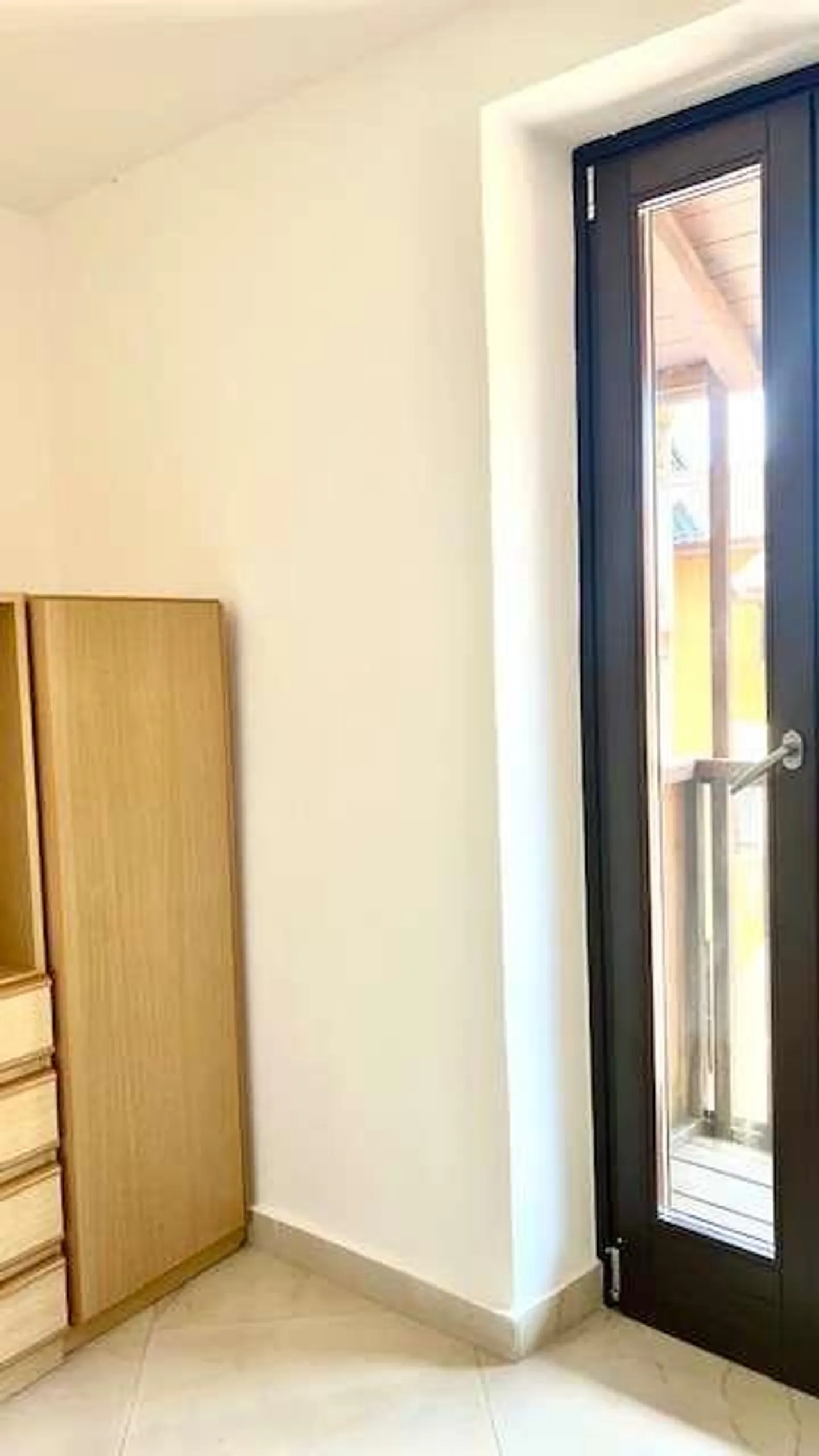 Renovated core house where the ancient meets the modern - Photo 10 of 13