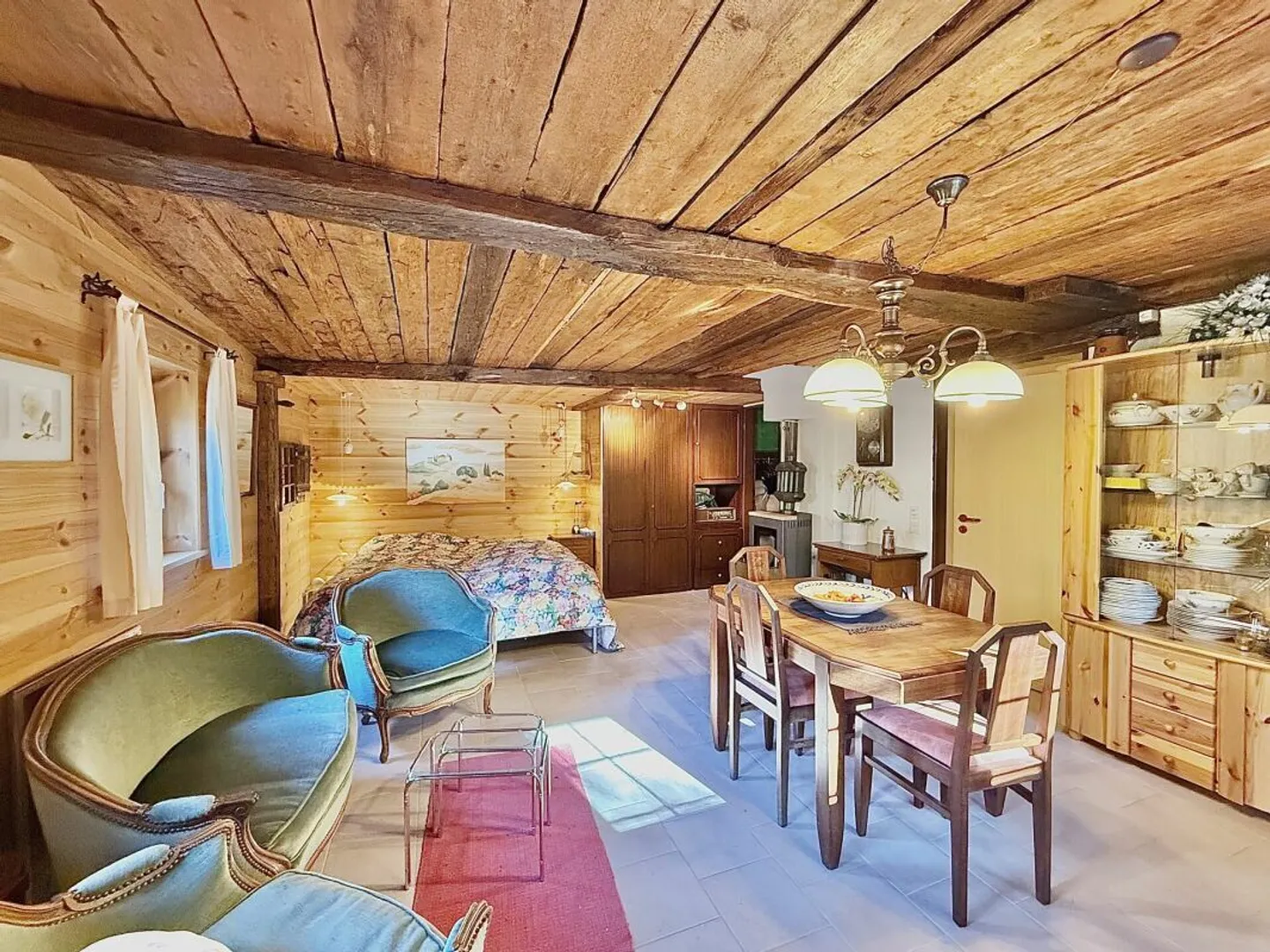 4,5-Zimmer-Chalet mit 5245m2 Grundstück - Foto 6 von 24