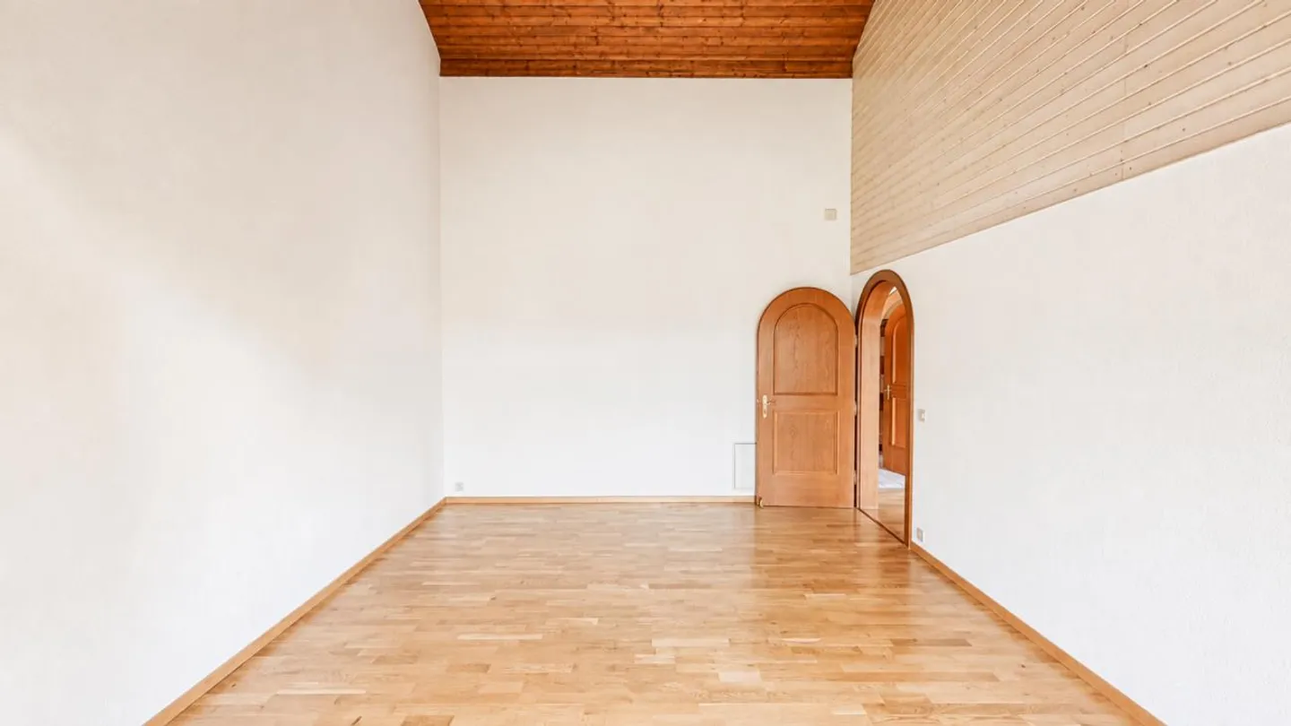 Charmante Dachwohnung in Natur - Foto 7 von 14