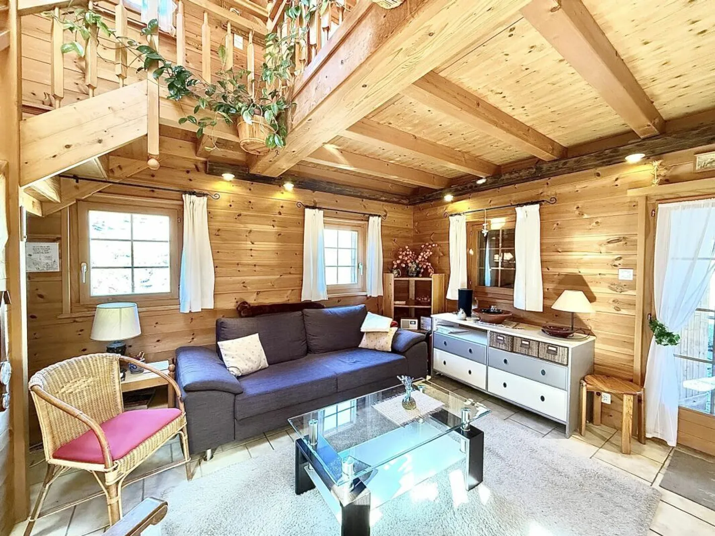 4,5-Zimmer-Chalet mit 5245m2 Grundstück - Foto 10 von 24