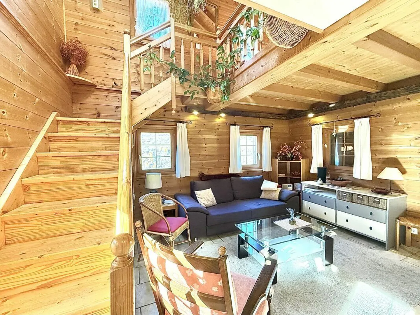 4,5-Zimmer-Chalet mit 5245m2 Grundstück - Foto 12 von 24