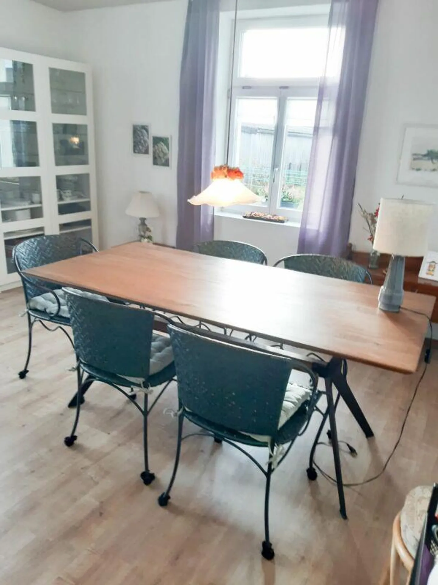 Modern renovierte Wohnung mit Charme - Foto 3 von 6