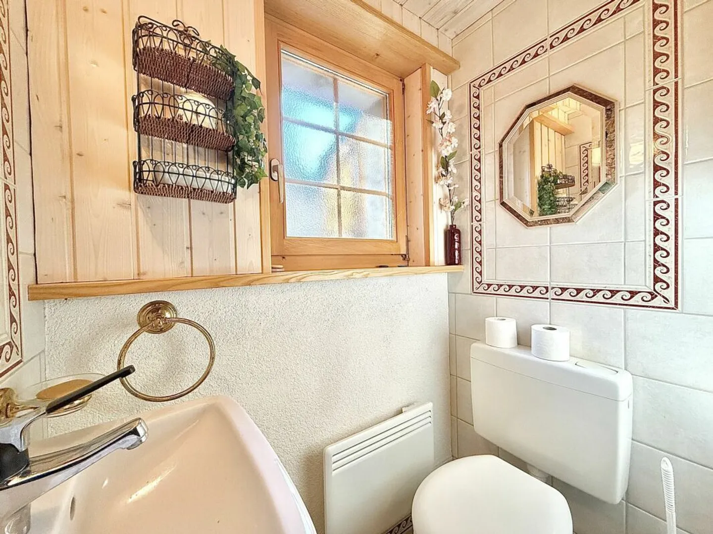 4,5-Zimmer-Chalet mit 5245m2 Grundstück - Foto 23 von 24