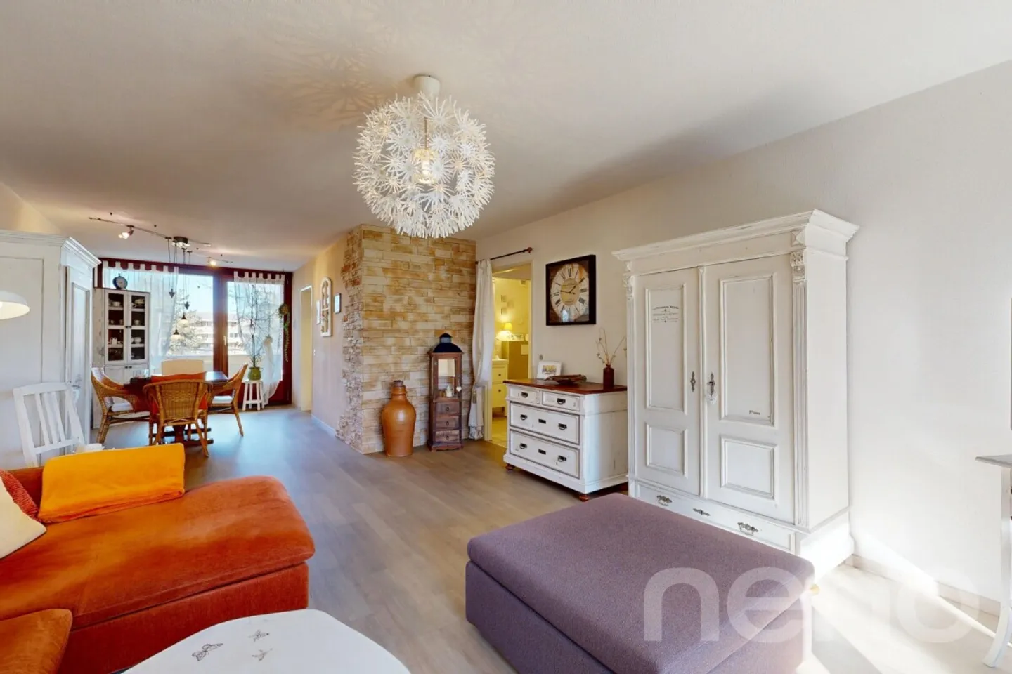 Geräumige Wohnung mit sonnigem Balkon - Foto 5 von 12