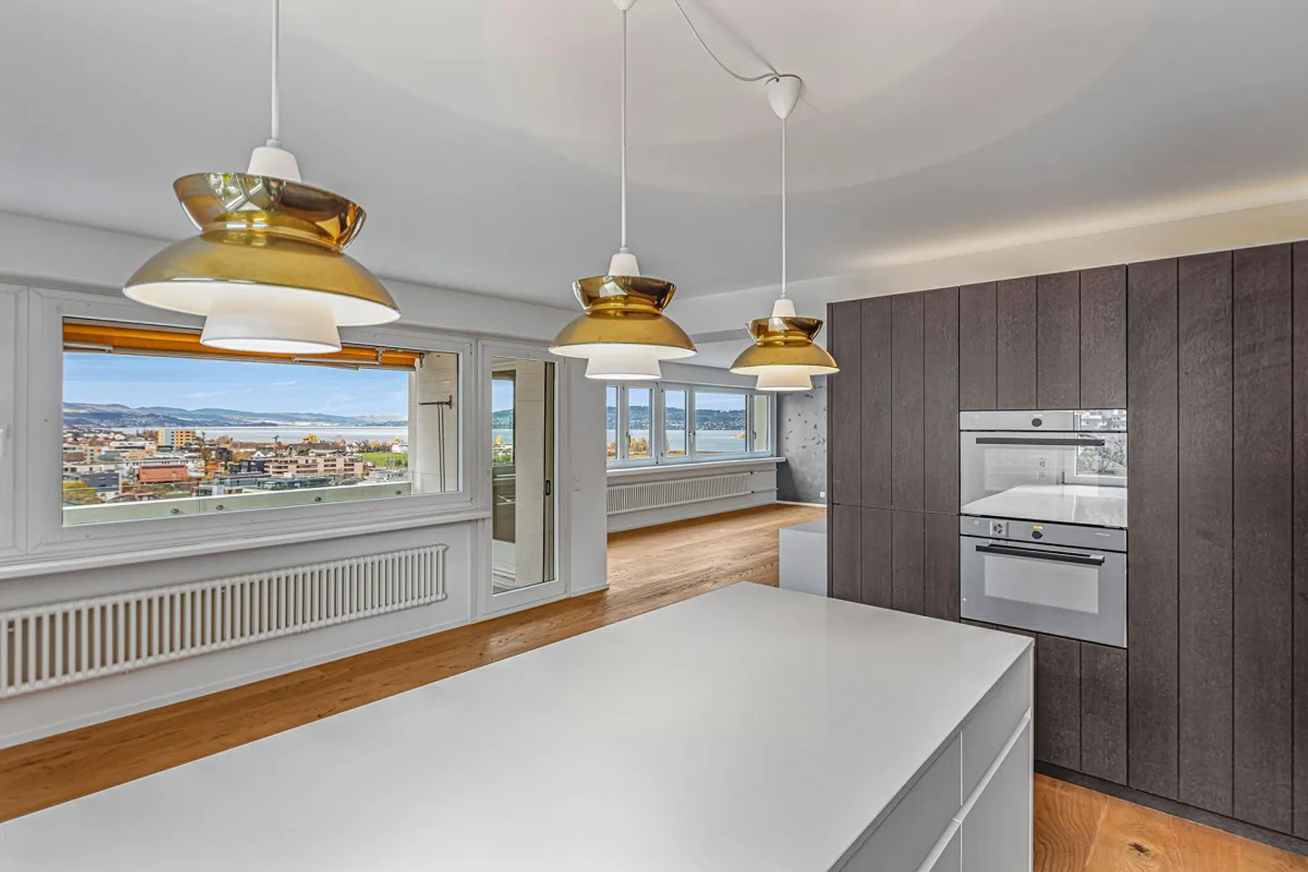 Appartement luxueux de 5,5 pièces avec vue sur le lac de Zurich - Photo 2 sur 10