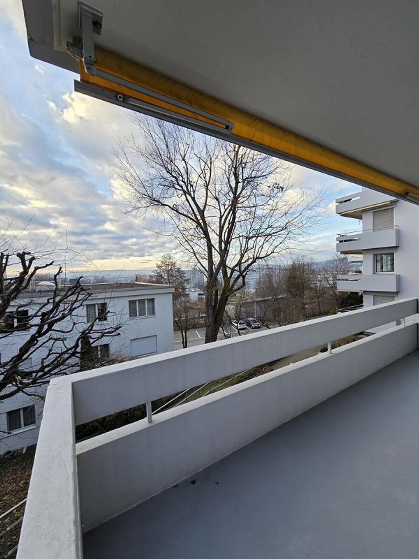 Ideal Family Apartment in Tax-Friendly Community - Photo 13 of 18