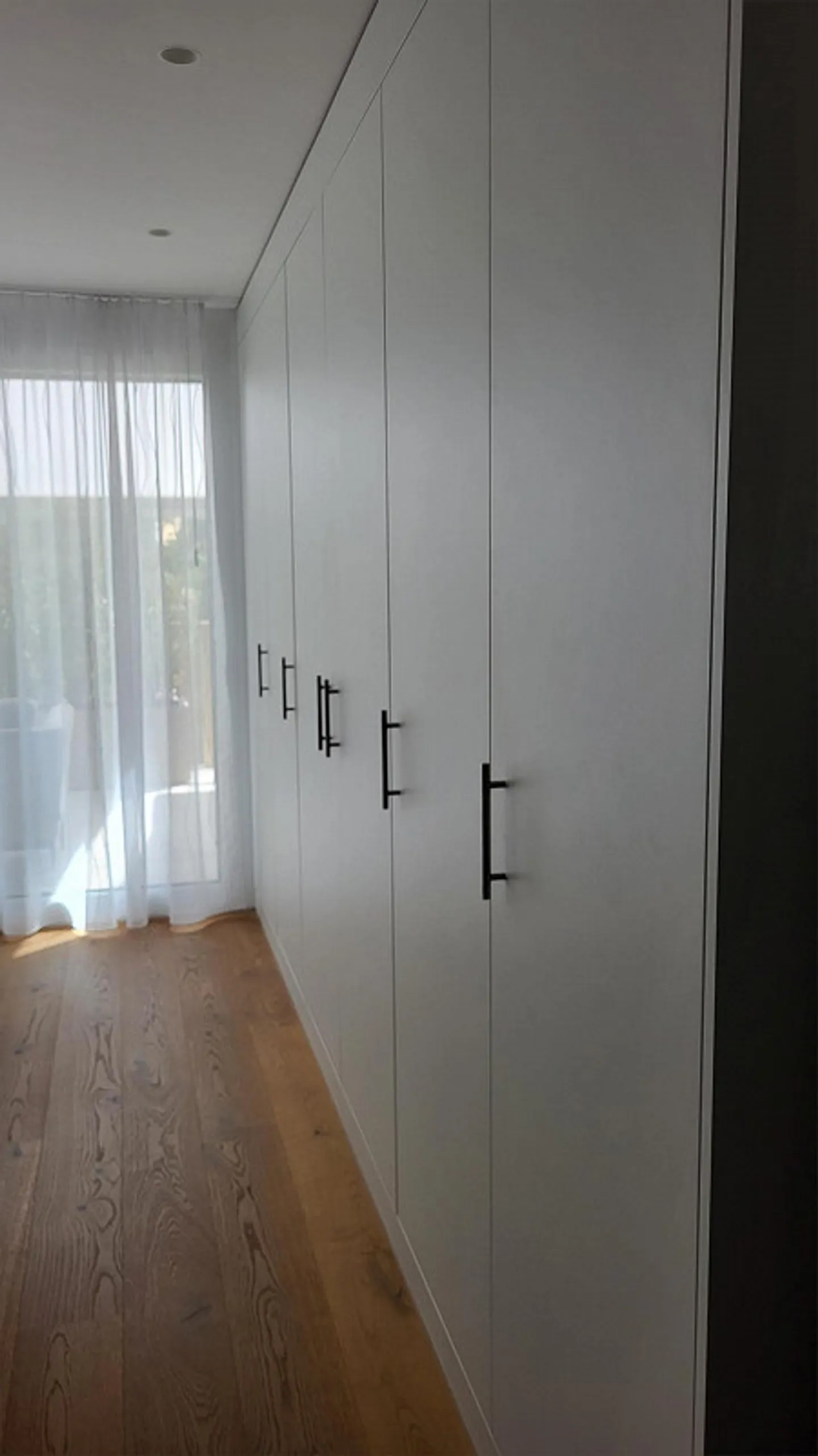 High-quality apartment with large balcony - Photo 4 of 11