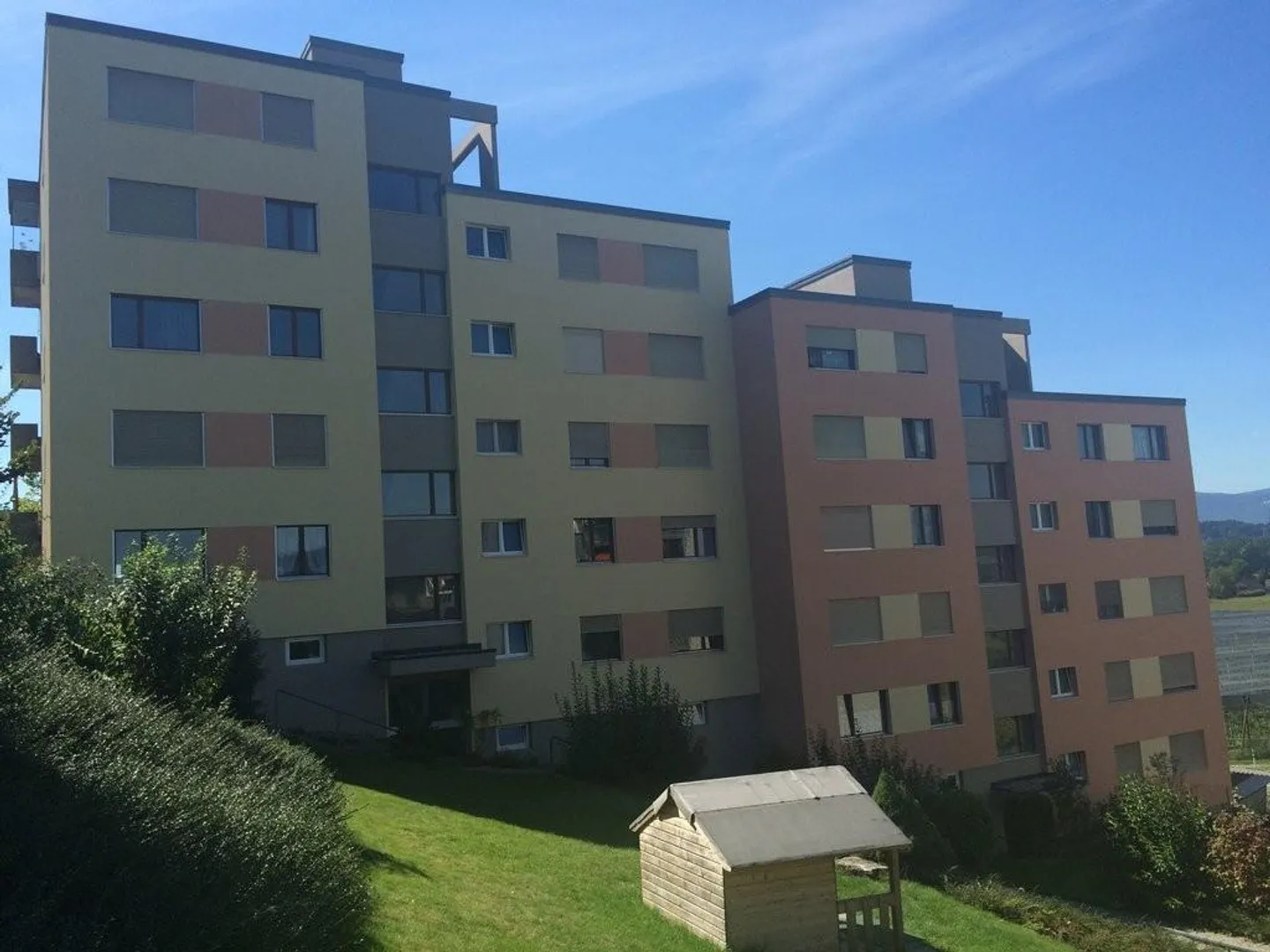 La tua nuova oasi di benessere a Busswil! - Foto 1 di 11