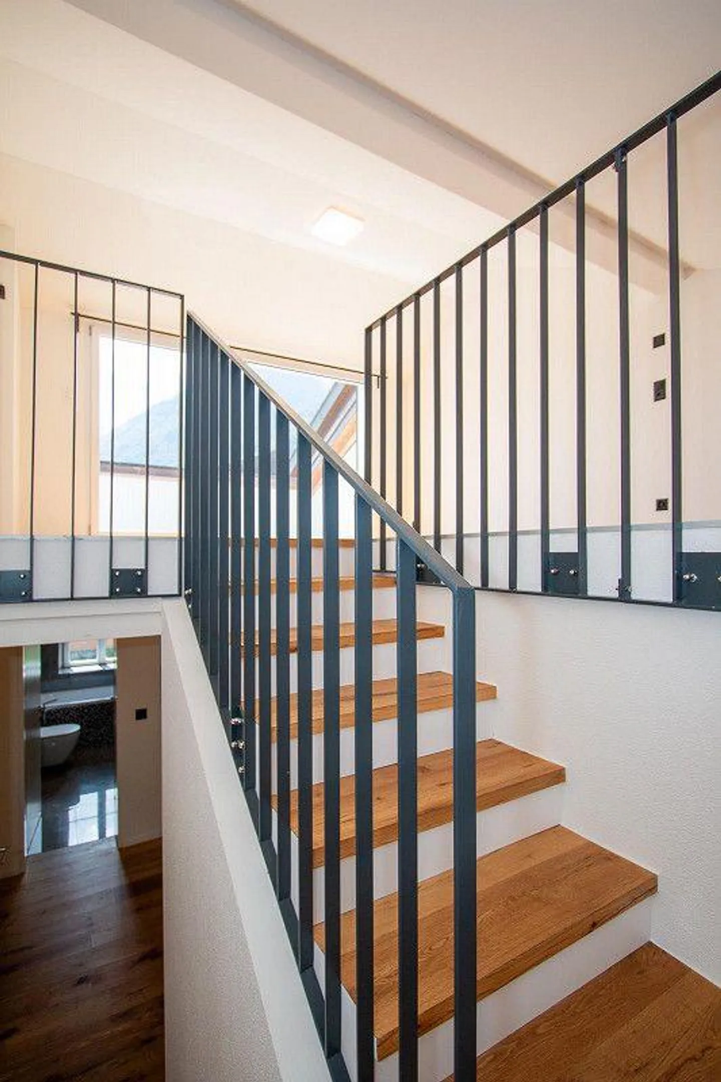 🏡 Casa a schiera 4.5 stanze con terrazza sul tetto e vista montagna - Ideale per famiglie - Foto 4 di 15
