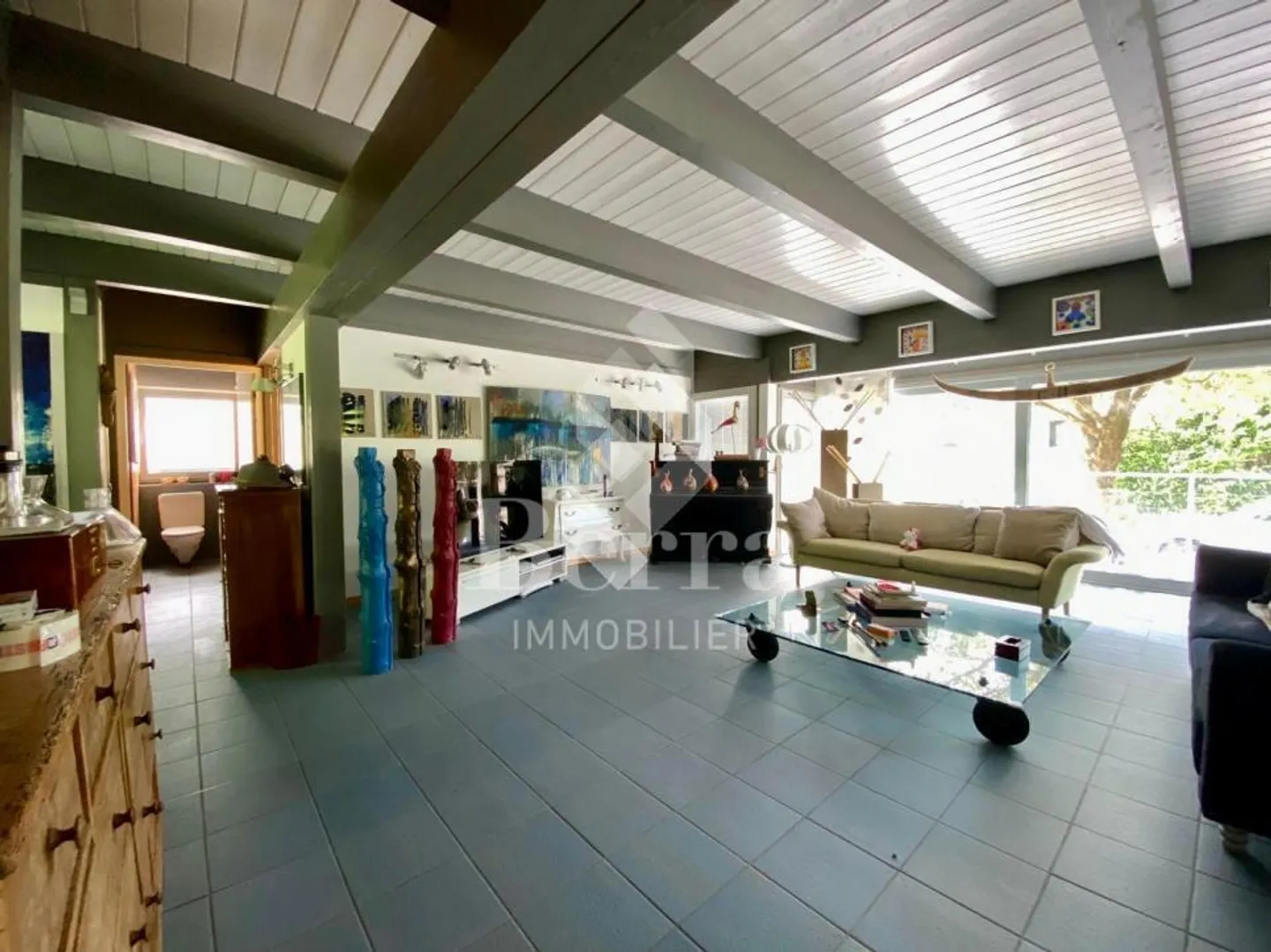 Villa indipendente dell'architetto al confine della foresta - Foto 6 di 13