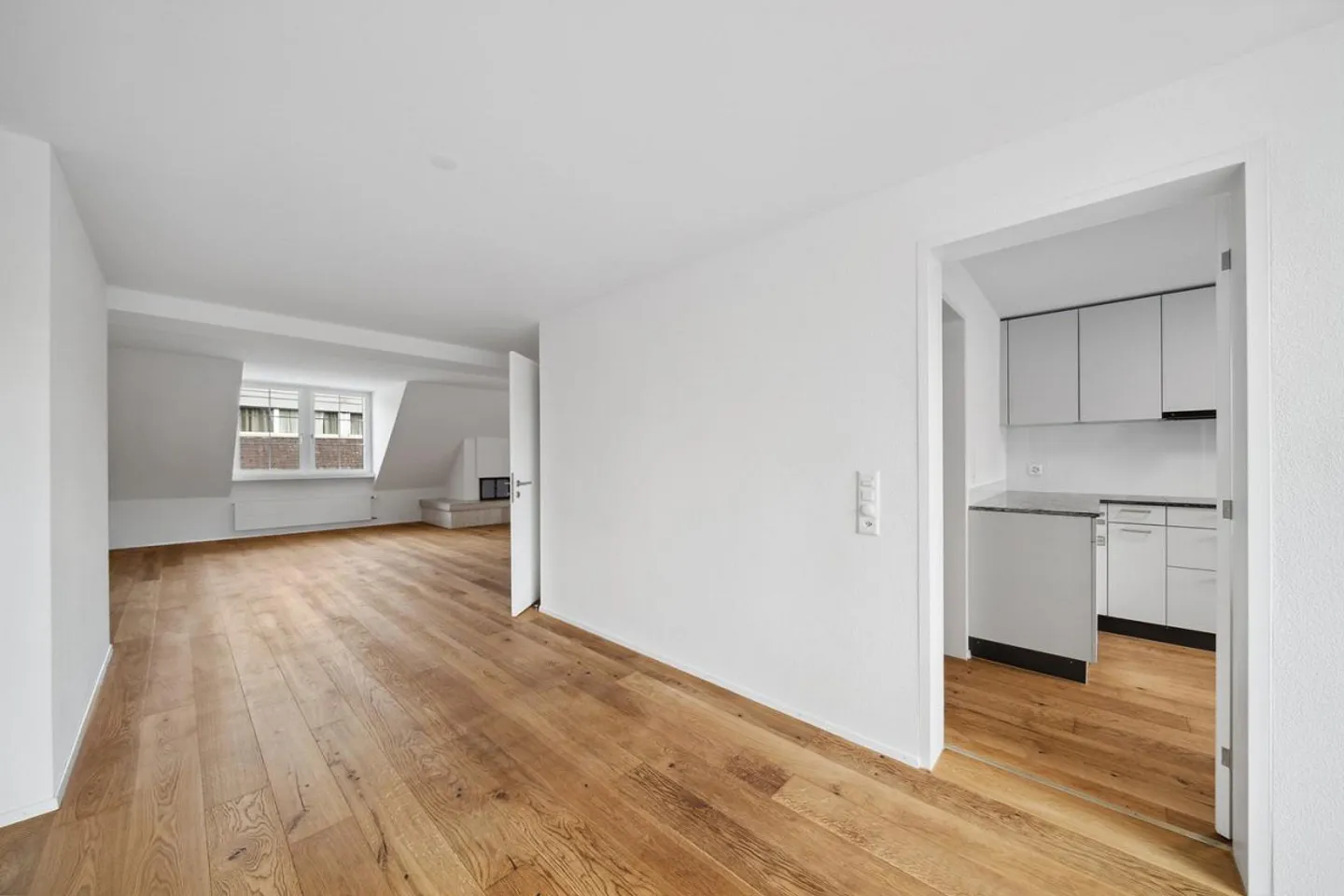 Exklusive Maisonette mit Terrasse - Foto 4 von 13