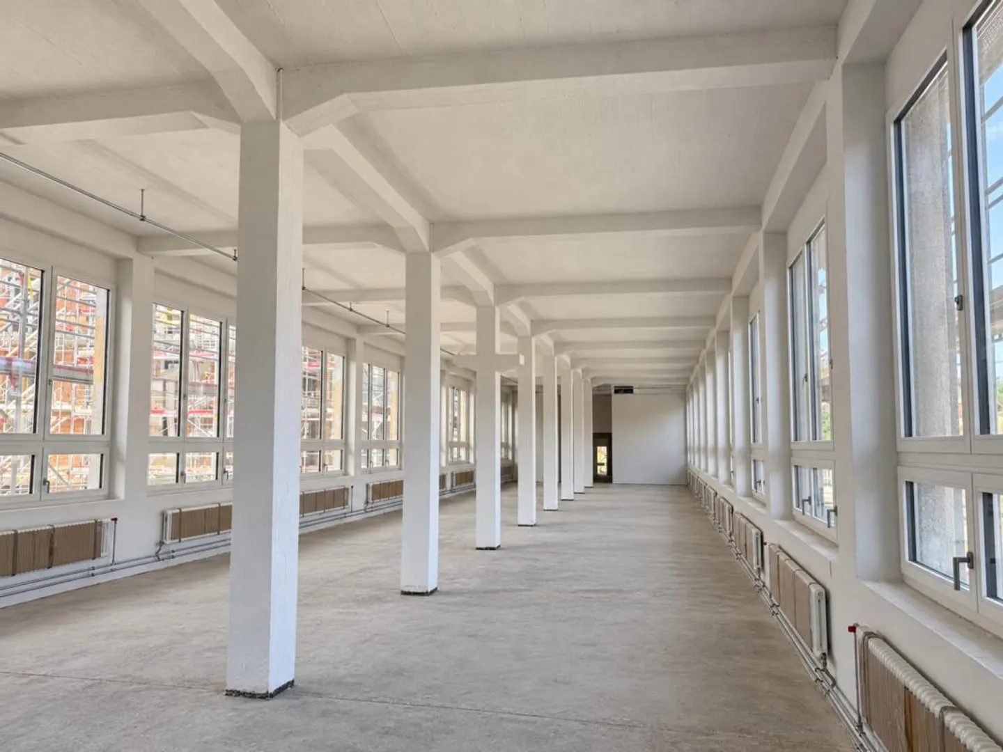 Modern commercial space with historical flair - Photo 2 of 8