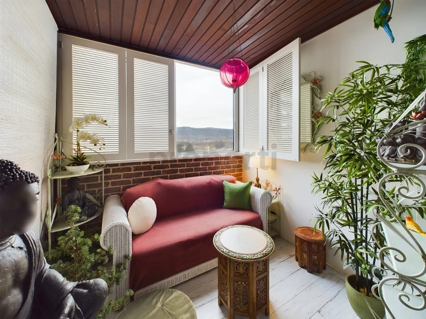 4 Zimmer renoviert in erhöhtem Stockwerk mit Wintergarten und Ausblicken der Ausnahme - Photo 6 sur 13