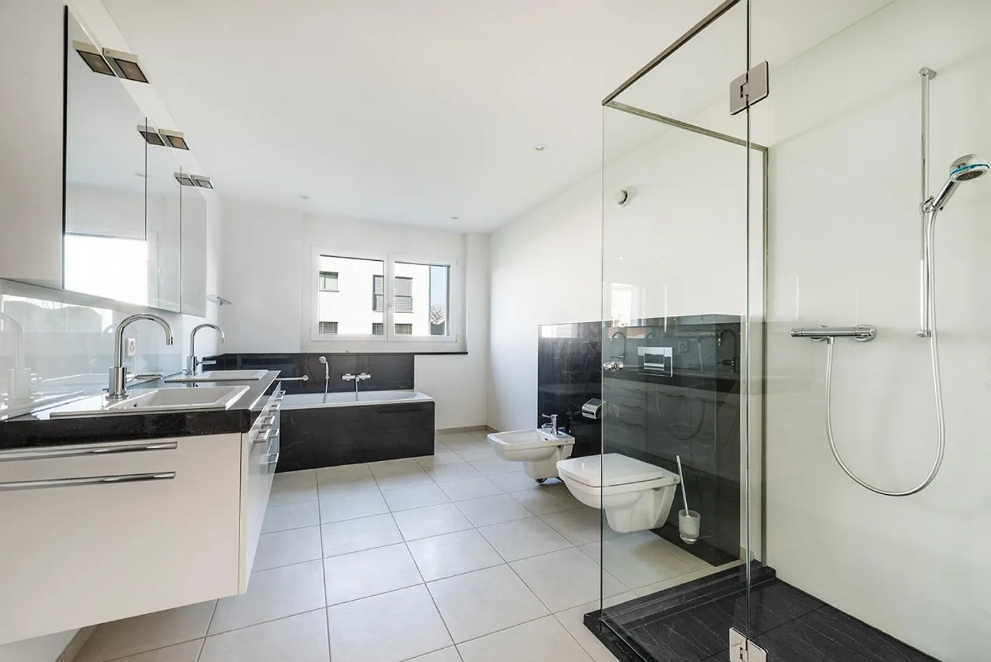 Vivere ad un alto livello in una posizione soleggiata vicino al Lago di Costanza? - Foto 14 di 27