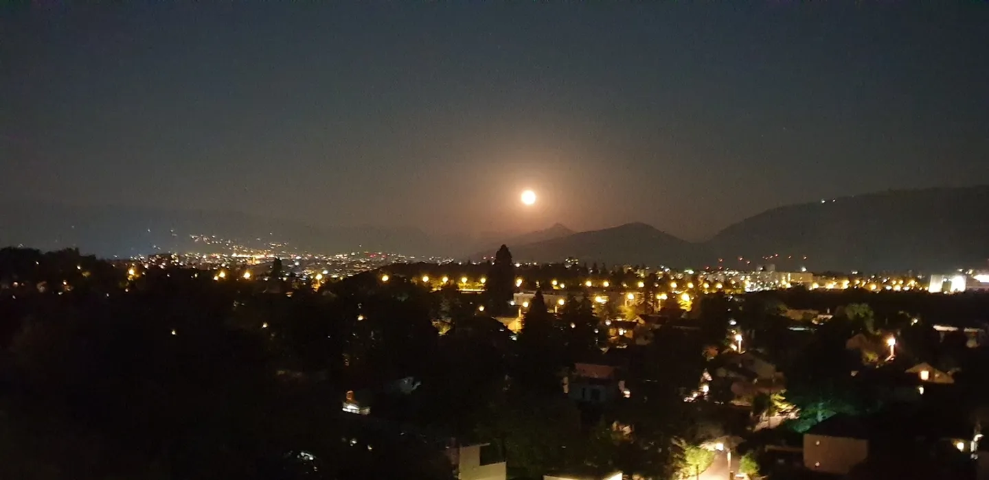 4 Zimmer renoviert in erhöhtem Stockwerk mit Wintergarten und Ausblicken der Ausnahme - Photo 12 sur 13