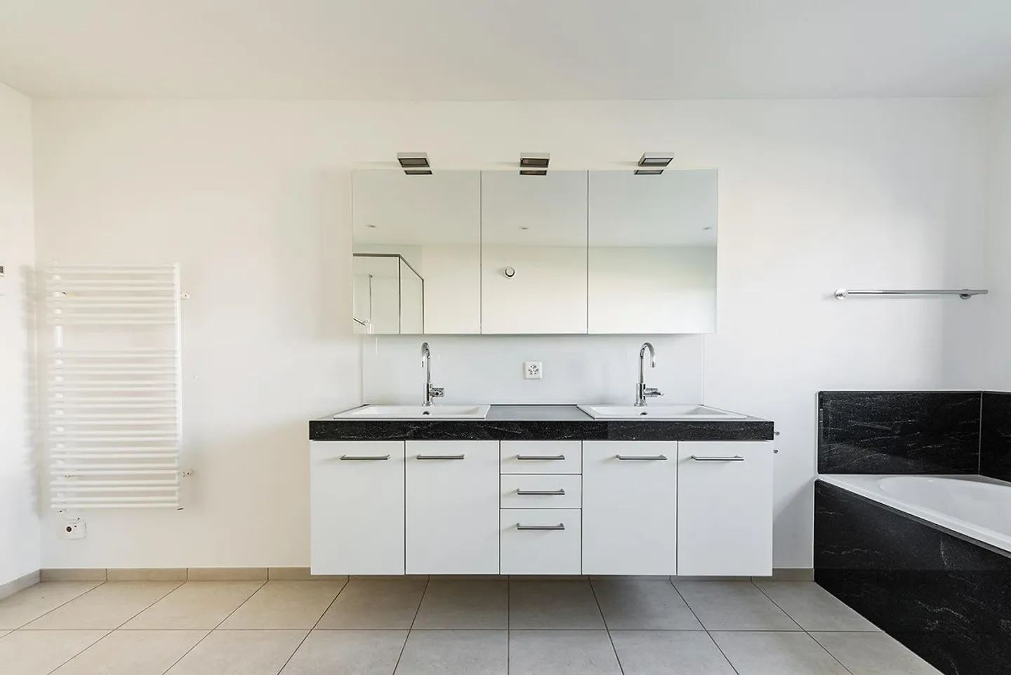 Vivere ad un alto livello in una posizione soleggiata vicino al Lago di Costanza? - Foto 18 di 27