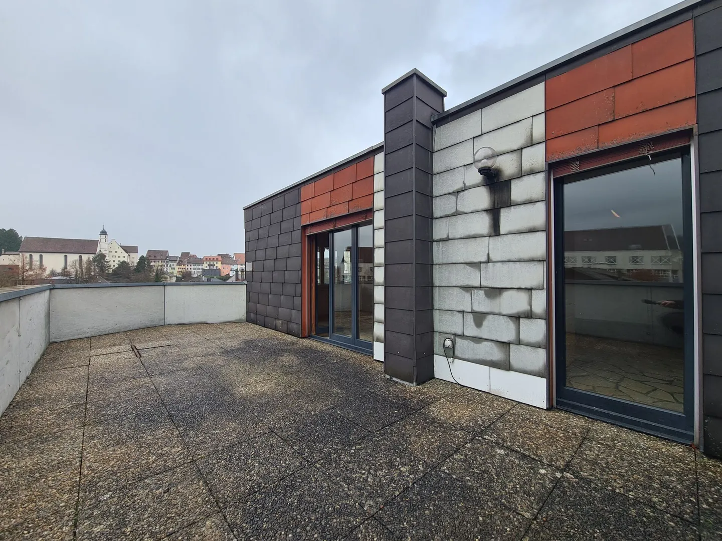 4.5 Zimmerwohnung mit Balkon - Foto 1 von 10