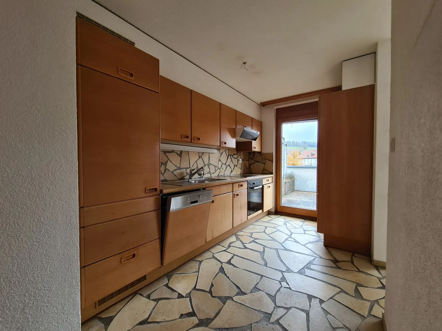 4.5 Zimmerwohnung mit Balkon - Foto 3 von 10