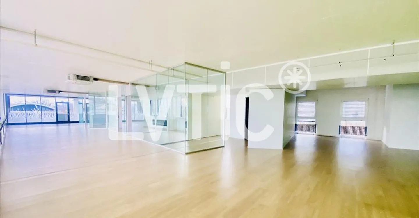 Mischgenutztes Gebäude mieten - Foto 4 von 9