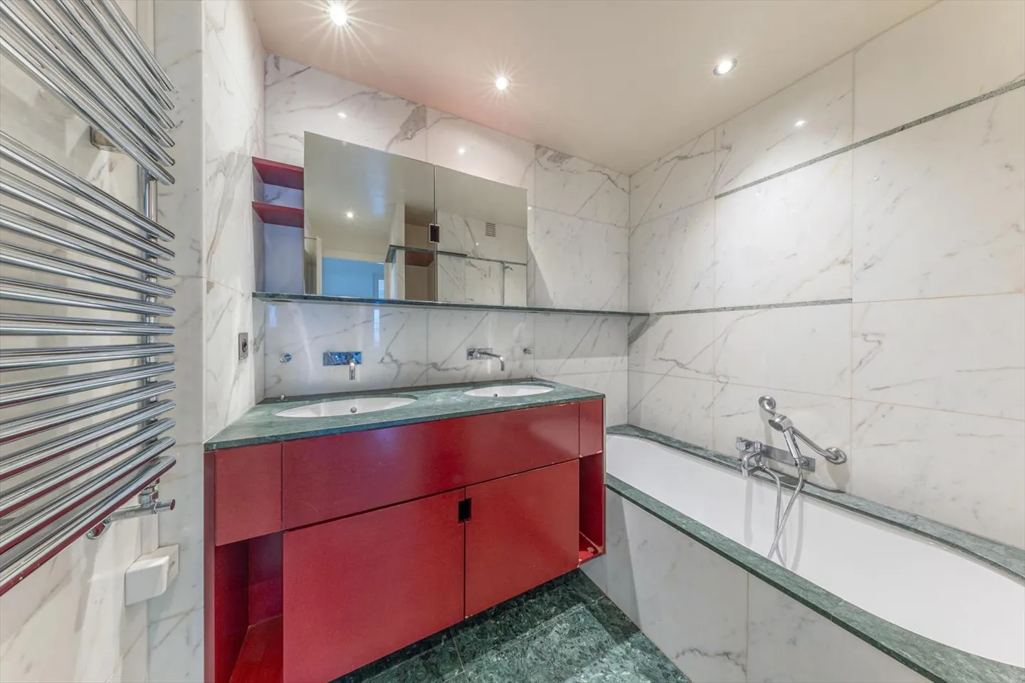 4.5 Room Apartment - Photo 9 of 12