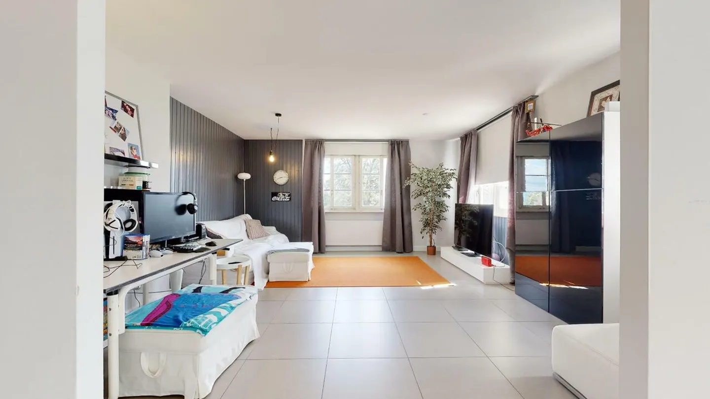 Charming Country House in Begnins - Photo 8 of 24