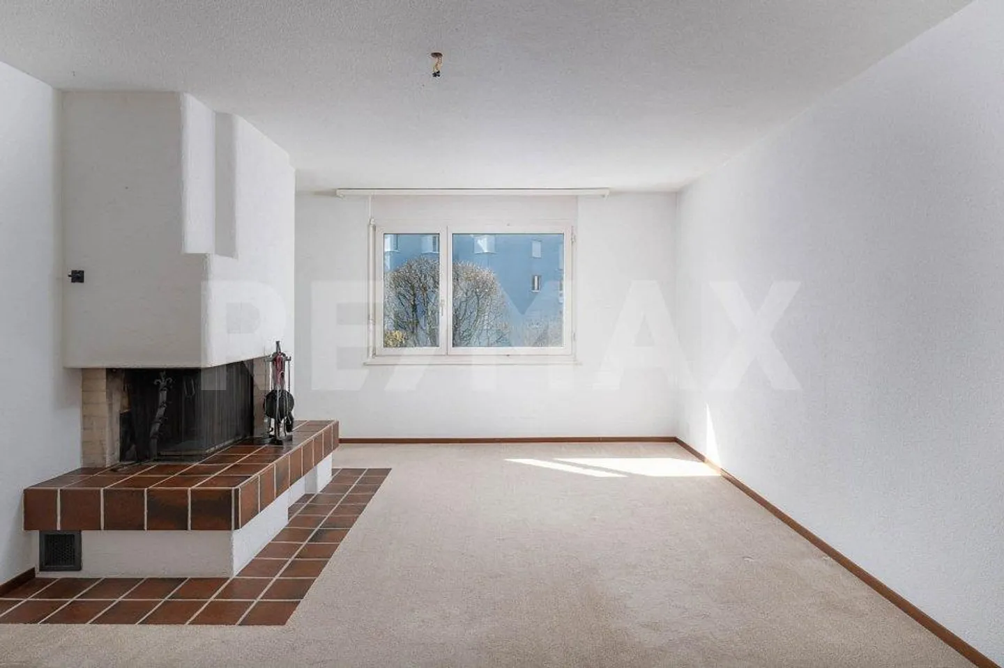 Spacious 4½-Room Apartment - Photo 2 of 13