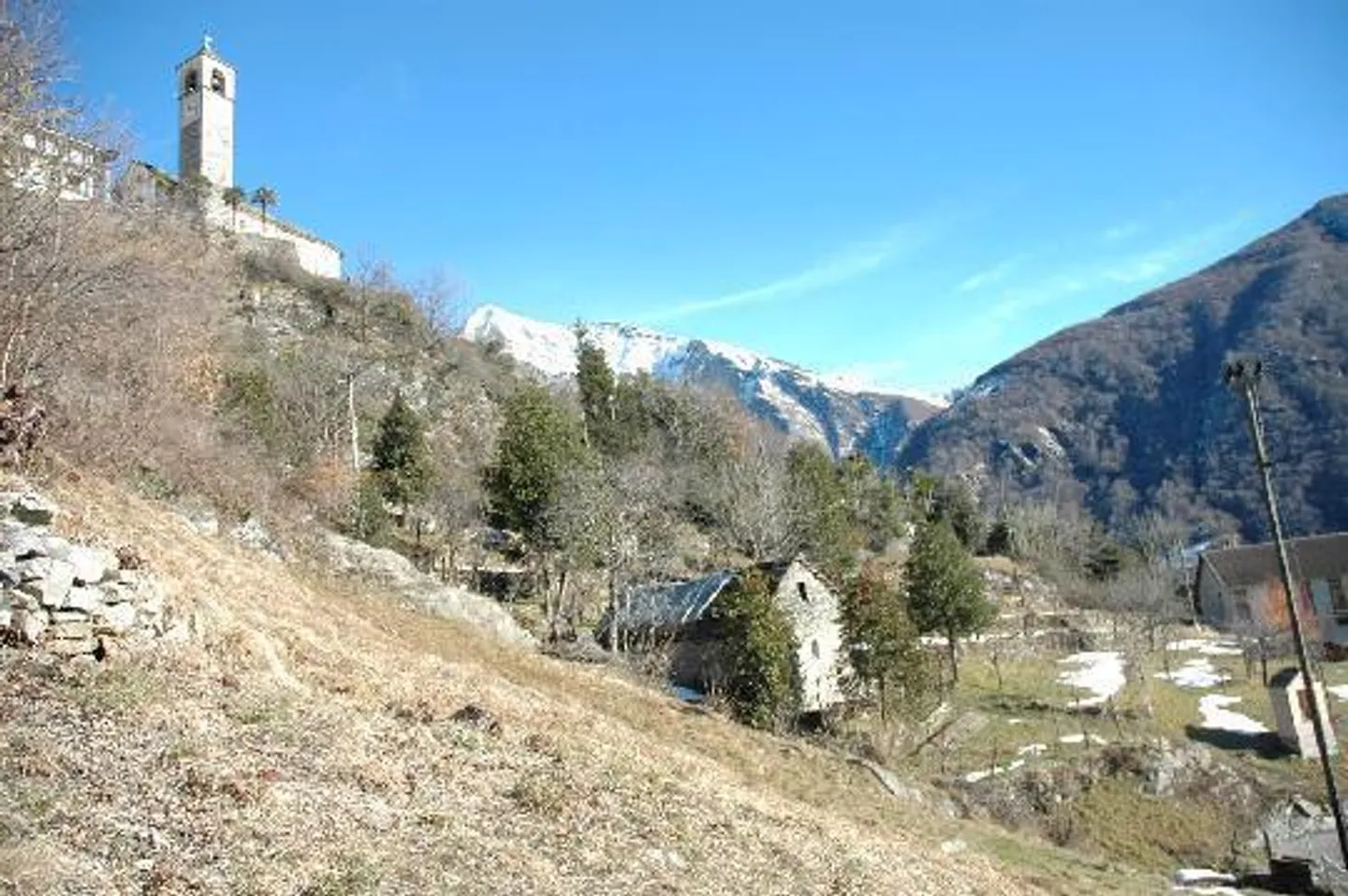 Sunny Family Home in Gordola - Photo 6 of 13