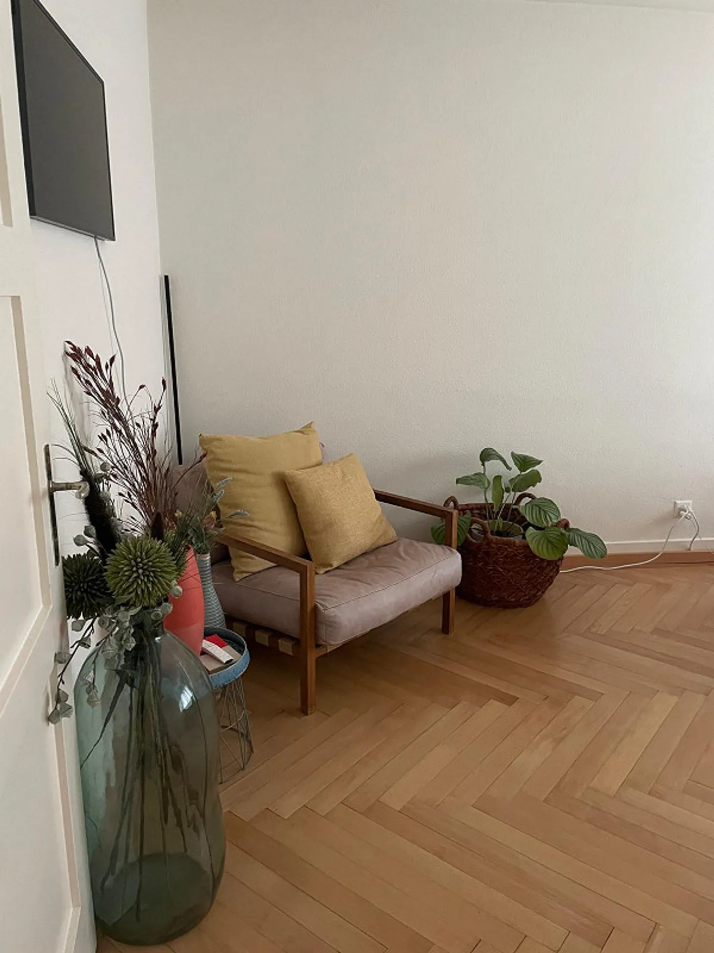 Appartamento arredato con 3 stanze e due terrazze a Zurigo - Foto 6 di 10